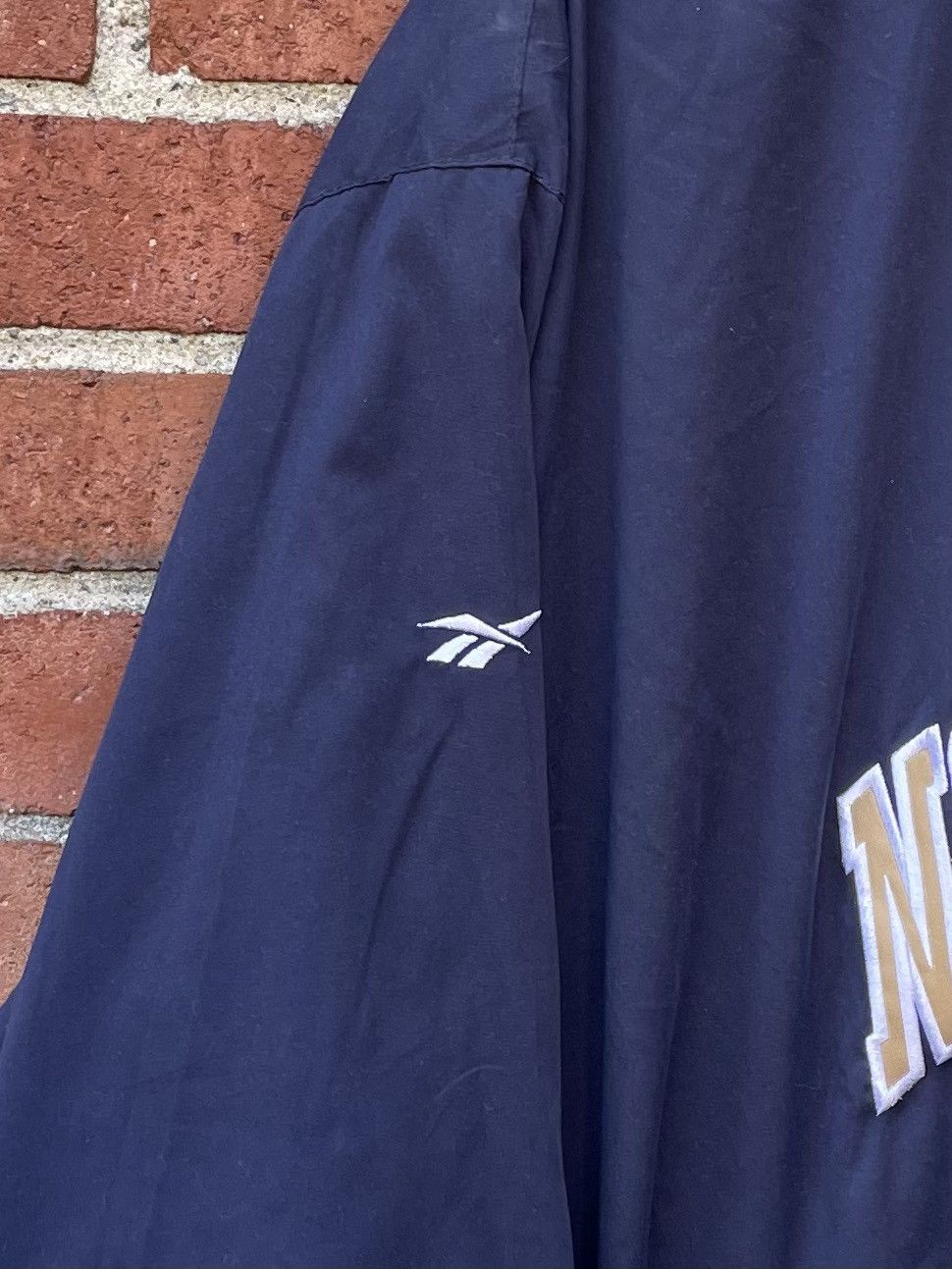 Reebok Vintage Reebok Notre Dame Pull Over Jacket Size US L / EU 52-54 / 3 - 3 Thumbnail