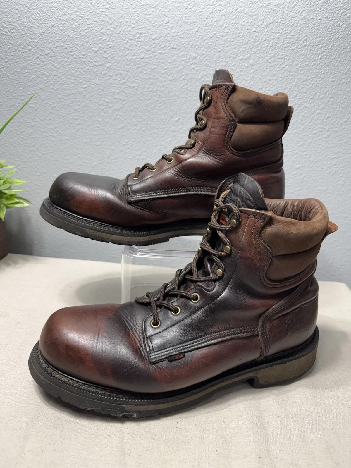Thorogood Thorogood Steel Toe Work Boot Men's 9.5 D Leather Size US 9.5 / EU 42-43 - 2 Thumbnail