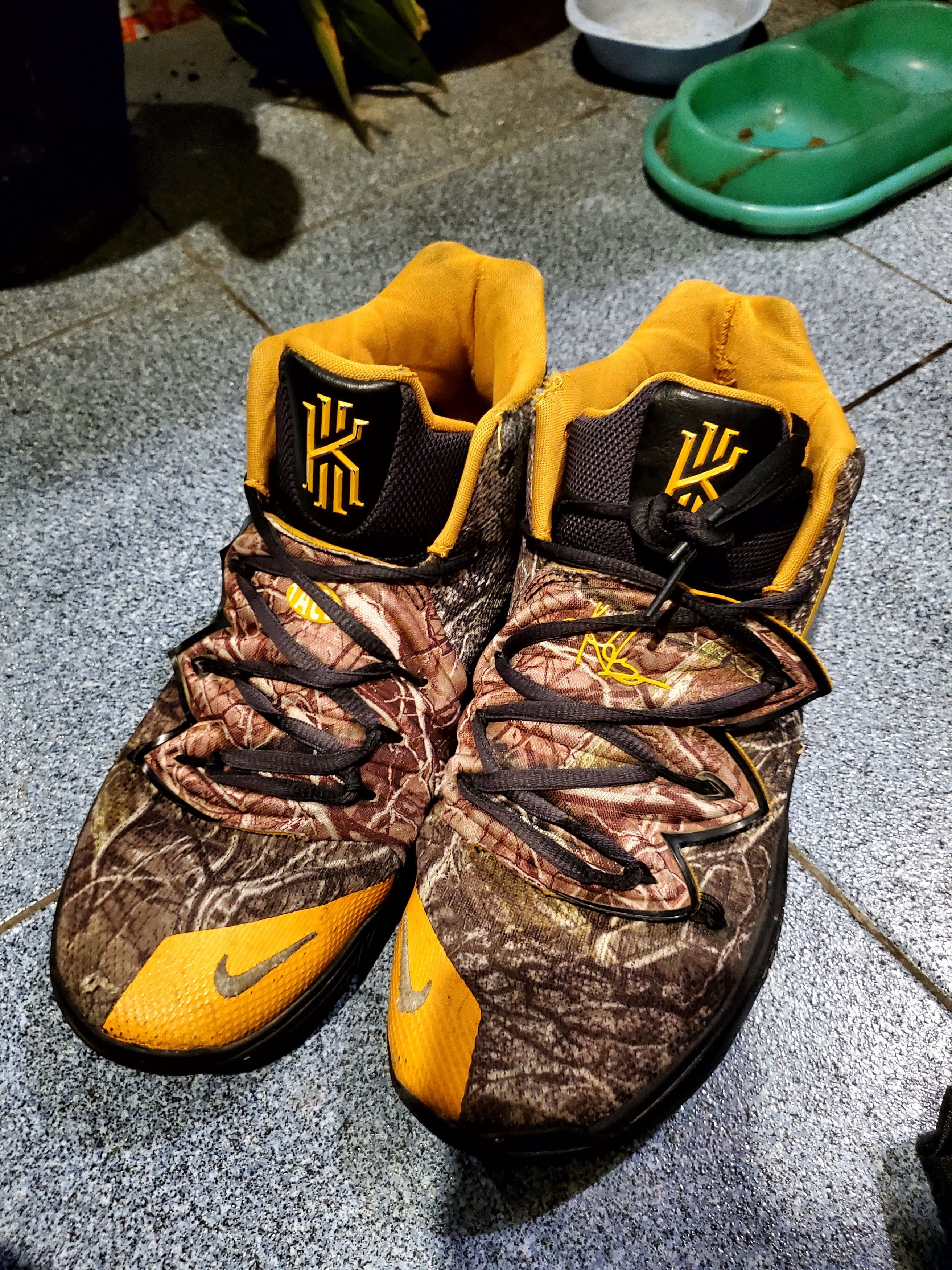 NIKE KYRIE TACO PE TREE CAMO IRVING MID