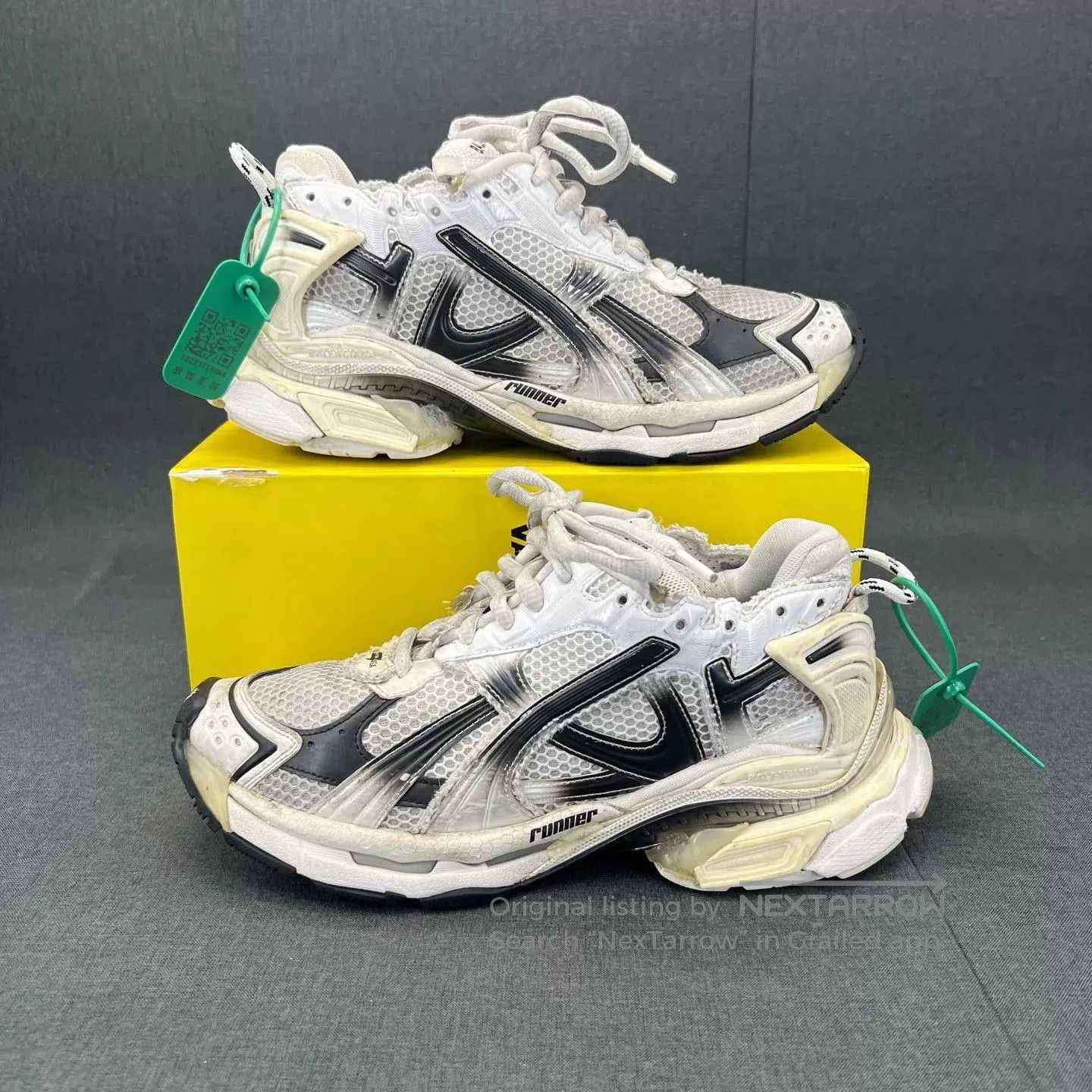 Balenciaga Multi Color Low Top Sneakers Size 9. Size US 9 / EU 42 - 2 Thumbnail