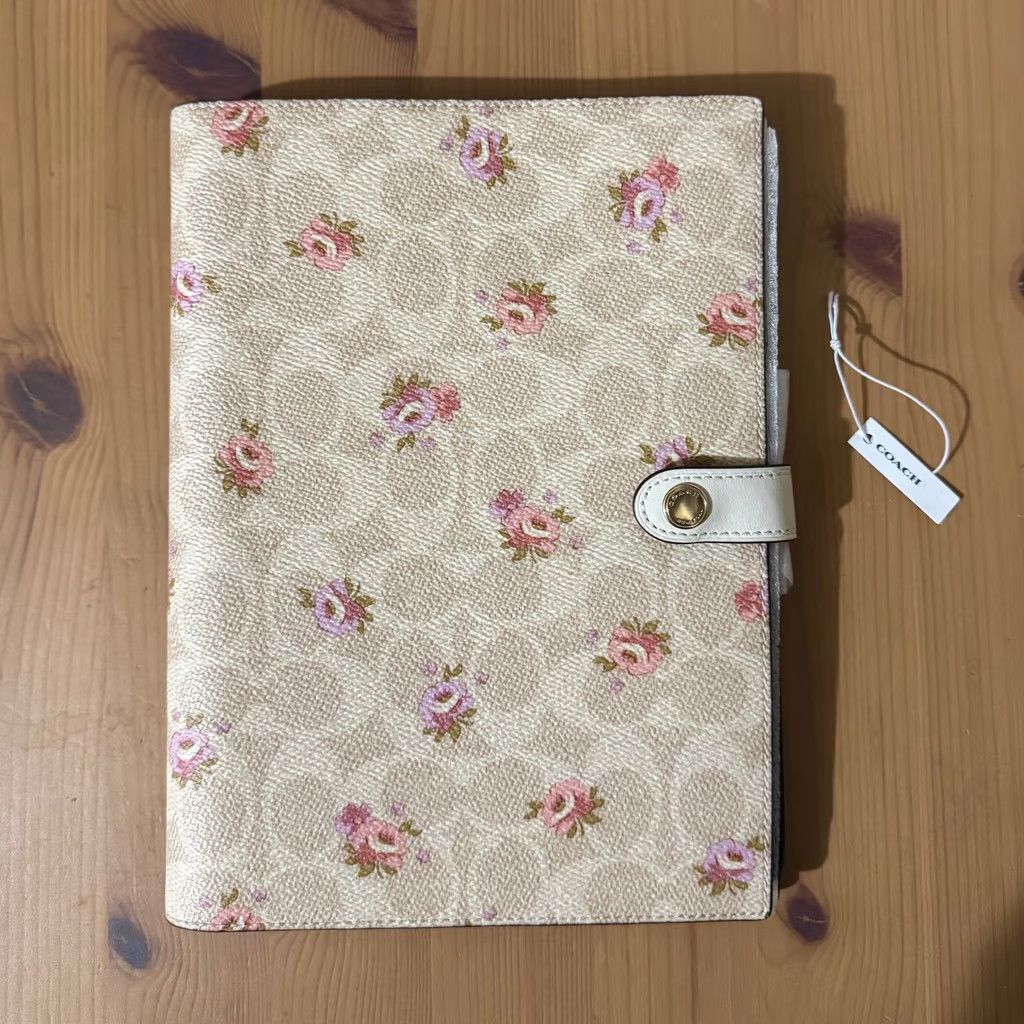 Coach NOTEBOOK IN SIGNATURE CANVAS WITH FLORAL PRINT (COACH CAO58) Size ONE SIZE - 9 Thumbnail