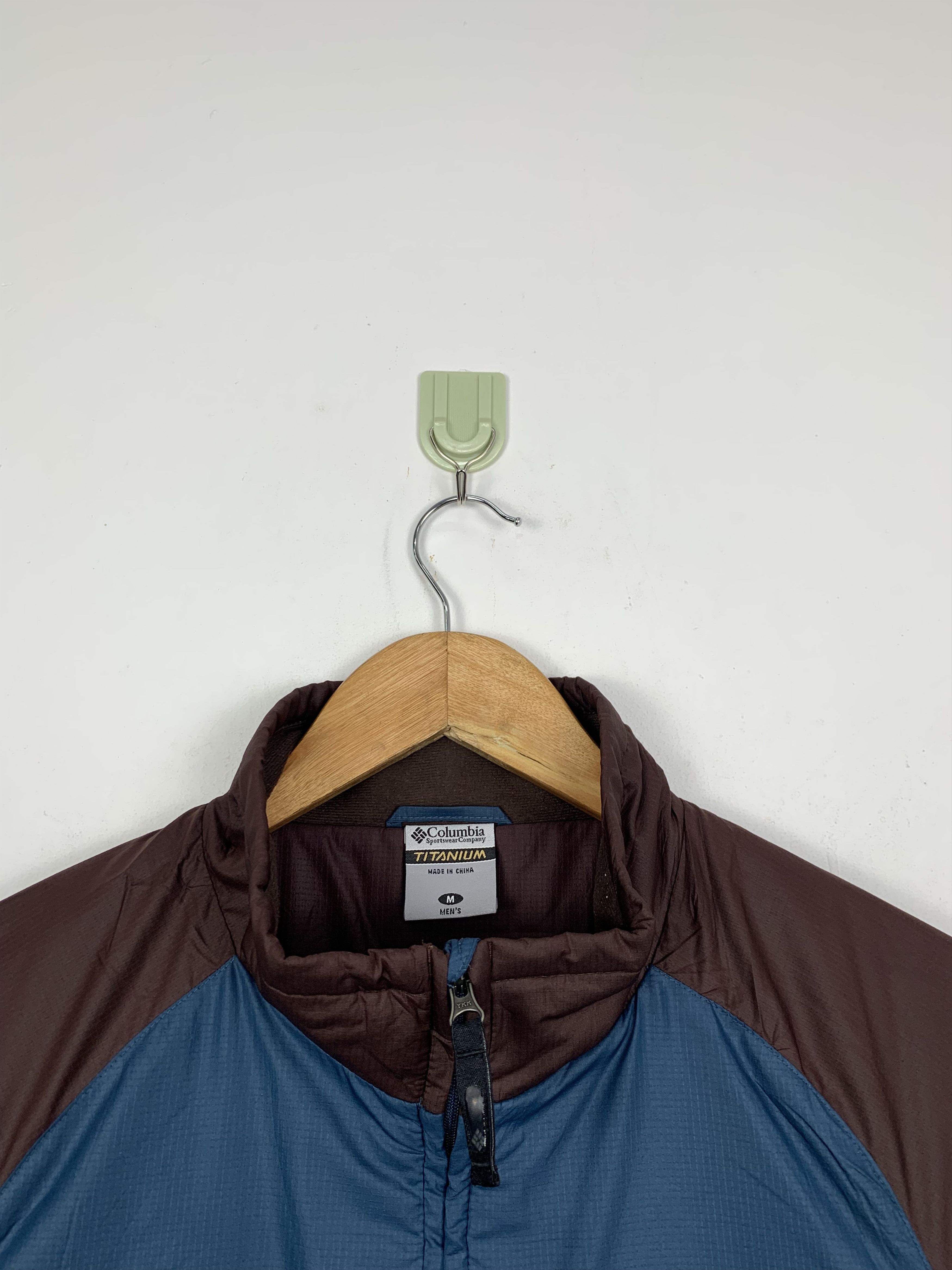 Columbia × Vintage Vintage Columbia Light Jacket J1371 Size US M / EU 48-50 / 2 - 15 Thumbnail