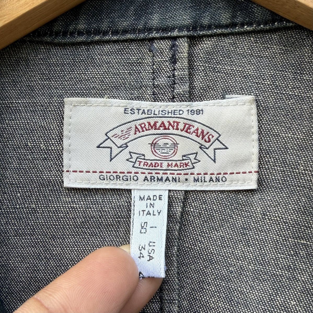 Giorgio Armani Vintage Armani Jeans Denim Blazer Dark Wash Made In Italy Size US L / EU 52-54 / 3 - 14 Thumbnail