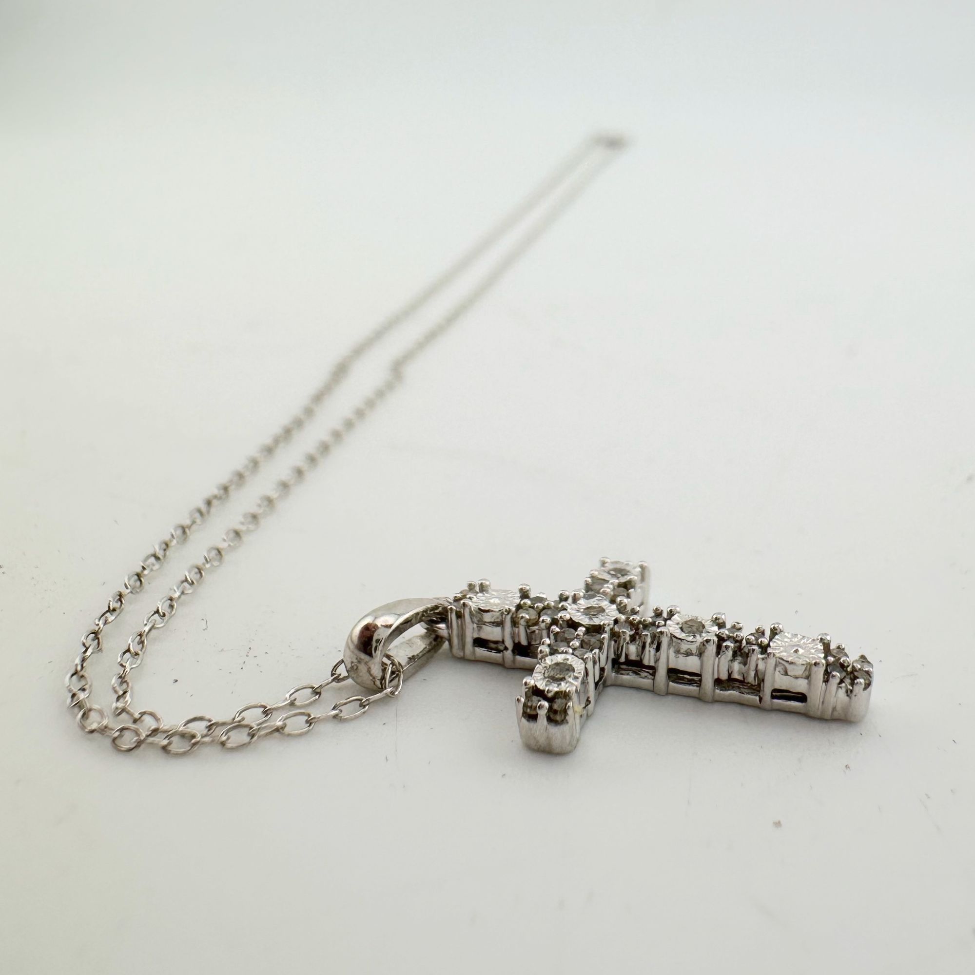 Other Beautiful Diamond Cross Necklace Size ONE SIZE - 7 Thumbnail