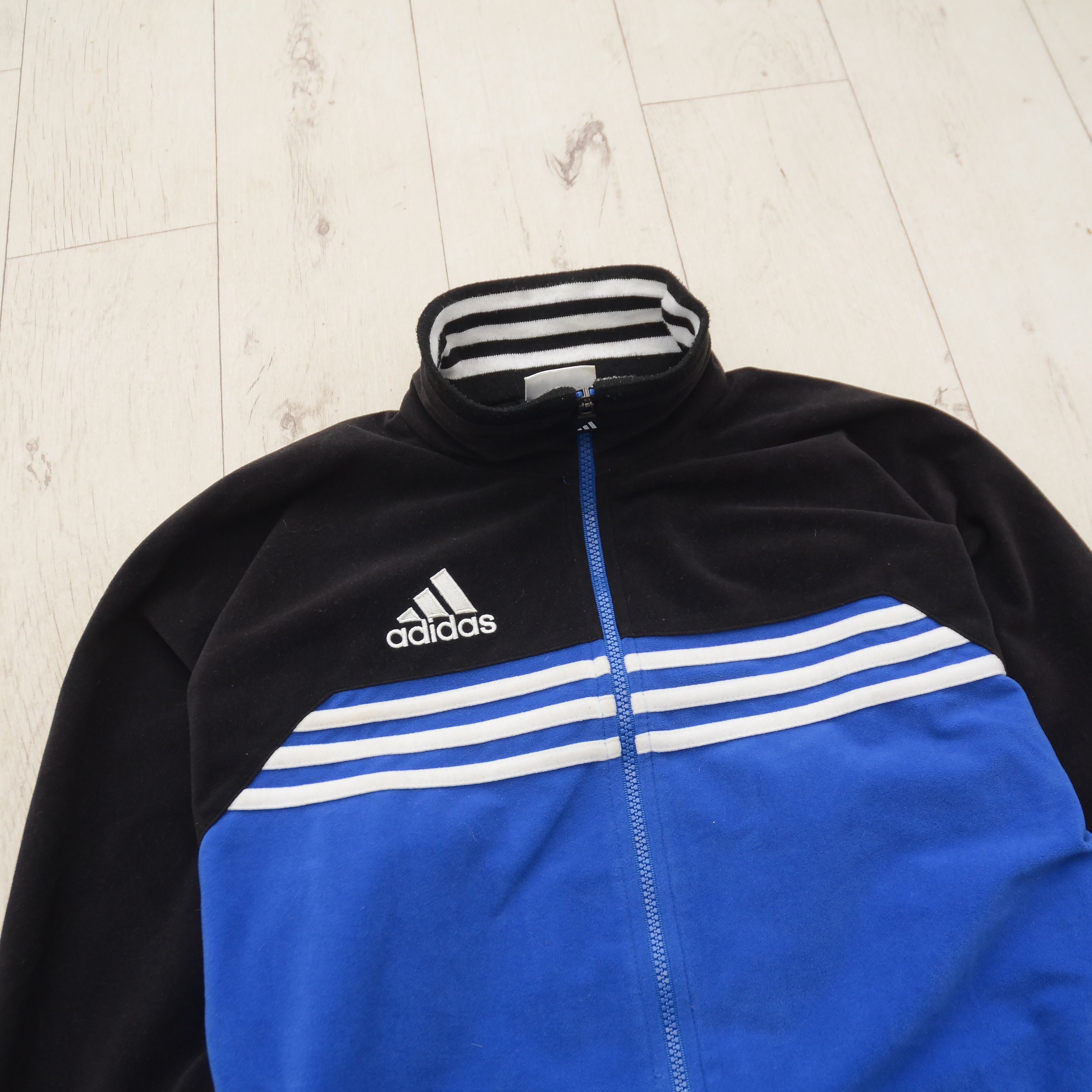 Adidas Vintage Adidas Velour Track Jacket Original Retro Full Zip Size US M / EU 48-50 / 2 - 4 Thumbnail
