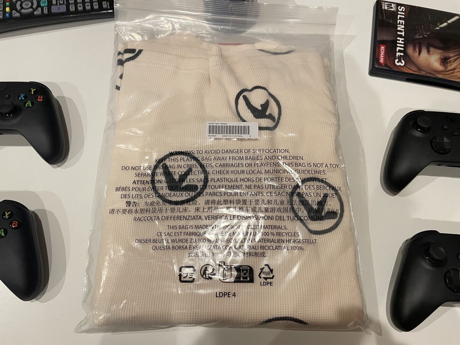 Supreme Supreme/Aphex Twin Thermal 'Natural' Size US M / EU 48-50 / 2 - 2 Thumbnail
