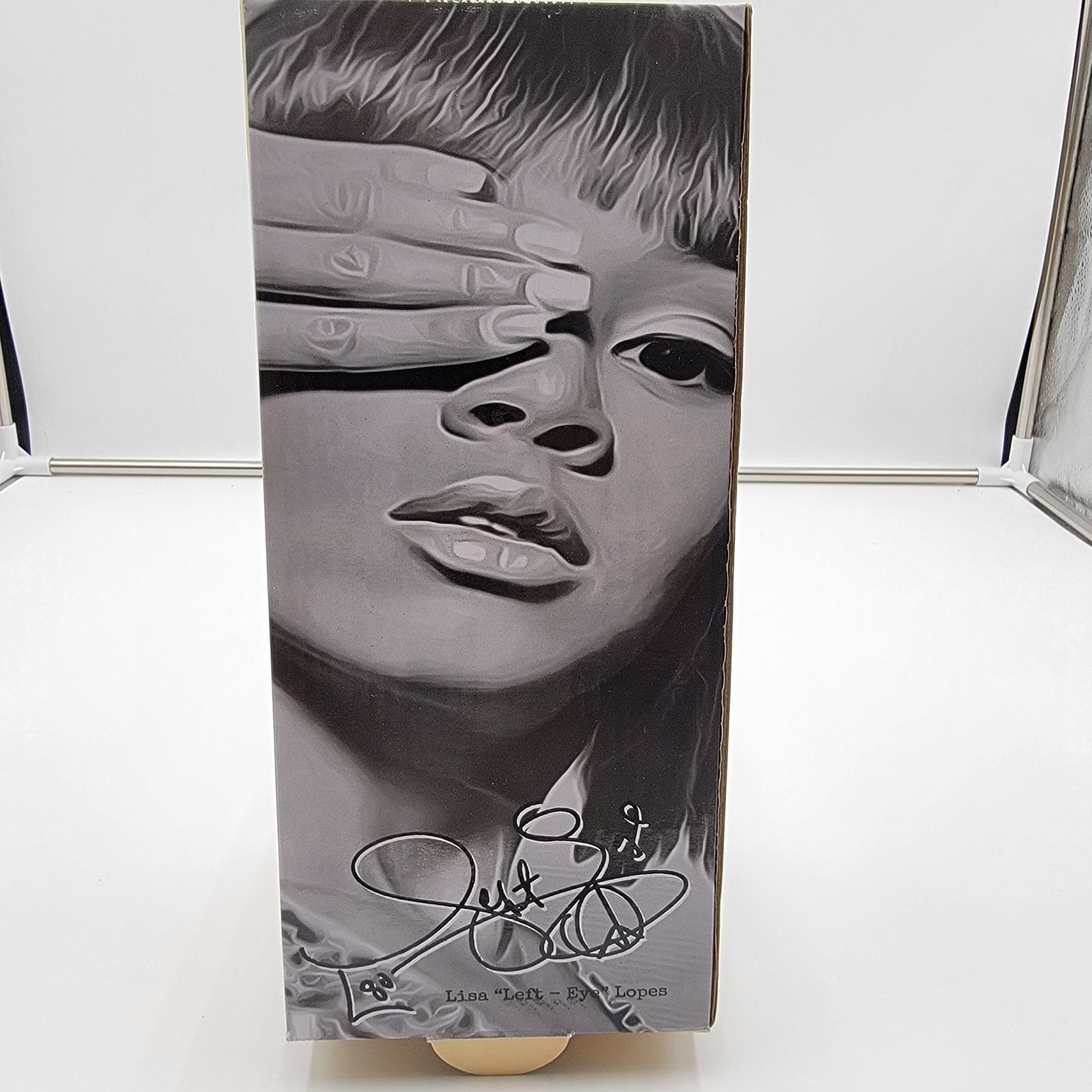 Cross Colours Lisa "Left Eye" Lopes Legacy Slides Cross Colours Sz 5 Women Size US 5 / IT 35 - 8 Thumbnail