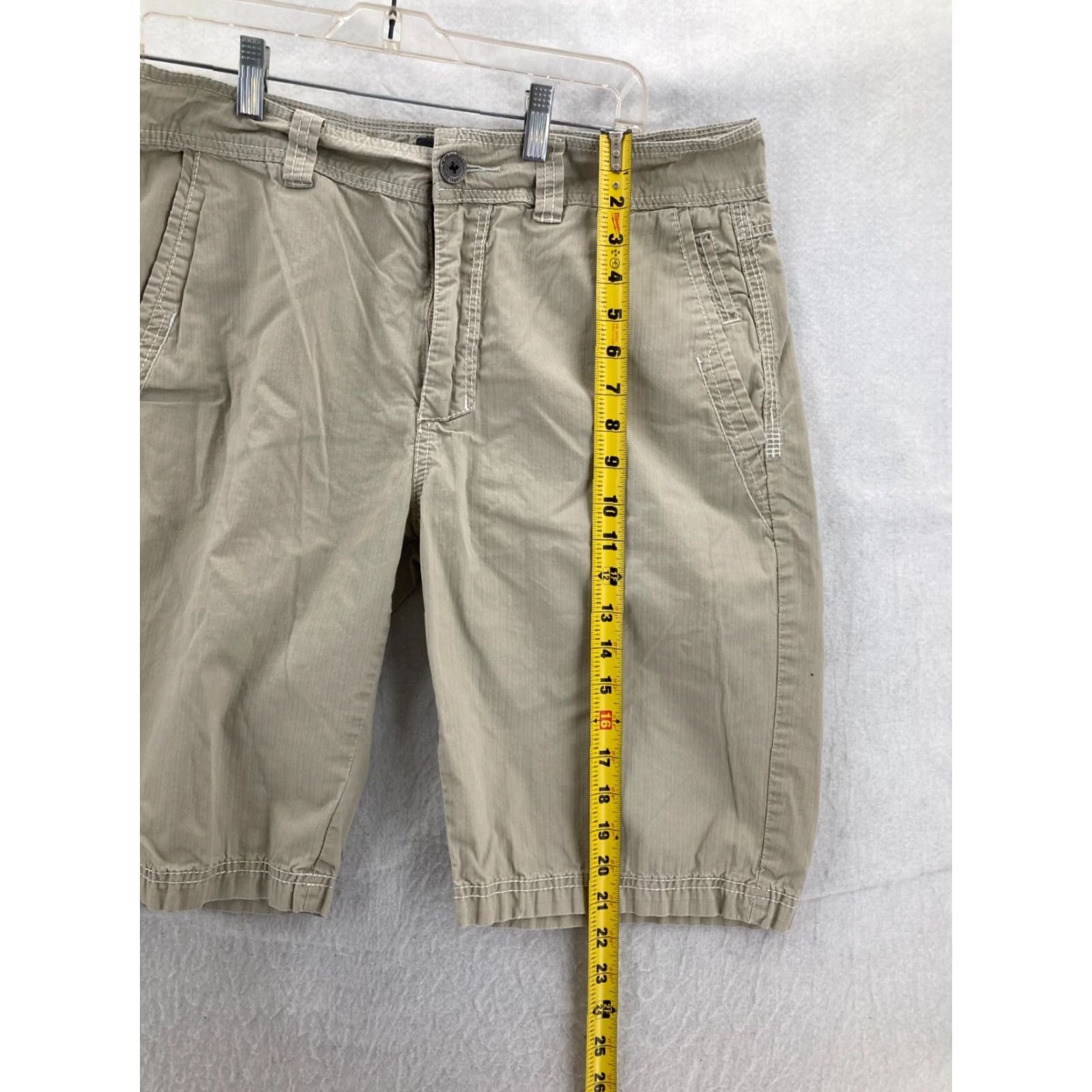 BKE BKE Standard Fit Mens Shorts 33 Norman Chino Beige Plaid 33in Inseam 11.5in Polyester Spandex Flat Front Casual Men Size US 33 - 3 Thumbnail