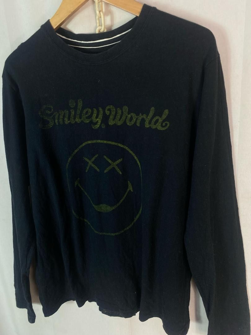 Japanese Brand Smiley world printed long sleeve tshirt Size US M / EU 48-50 / 2 - 2 Thumbnail