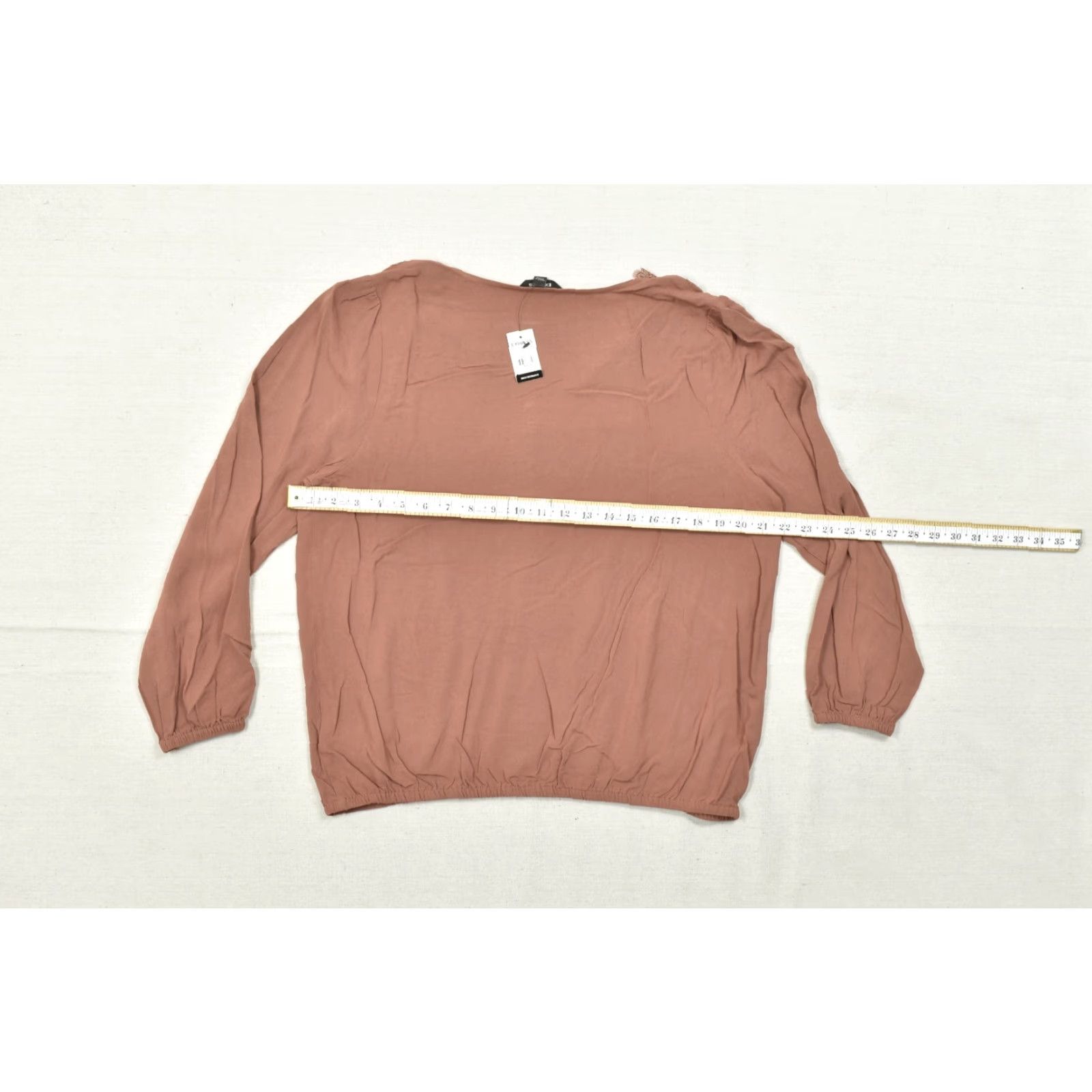 Express NEW EXPRESS Women Large Mauve Pink Lace V-Neck Long Sleeve Blouse NWT Size L / US 10 / IT 46 - 4 Thumbnail