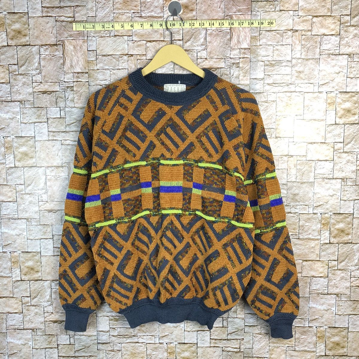 Vintage Pashu Brown art vintage Knitwear sweatshirt #A418 Size US L / EU 52-54 / 3 - 1 Thumbnail