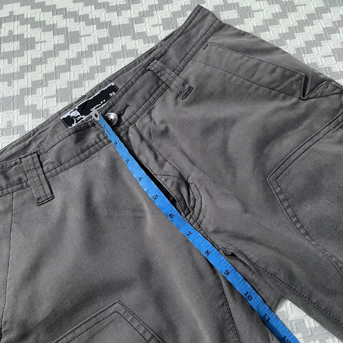 Oakley 🔥Oakley skull logo pocket cropped pants Size US 32 / EU 48 - 20 Thumbnail