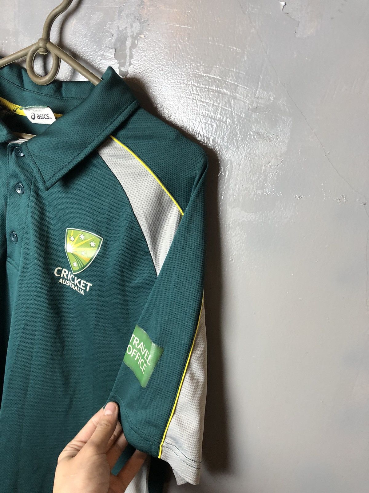 Asics Men’s cricket jersey Australia 🇦🇺 ASICS size M Size US M / EU 48-50 / 2 - 3 Thumbnail