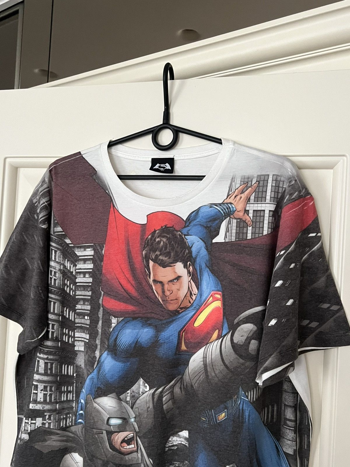 DC Comics Batman vs Superman T-Shirt DC All Over Print Graphic Tee Size US L / EU 52-54 / 3 - 2 Thumbnail