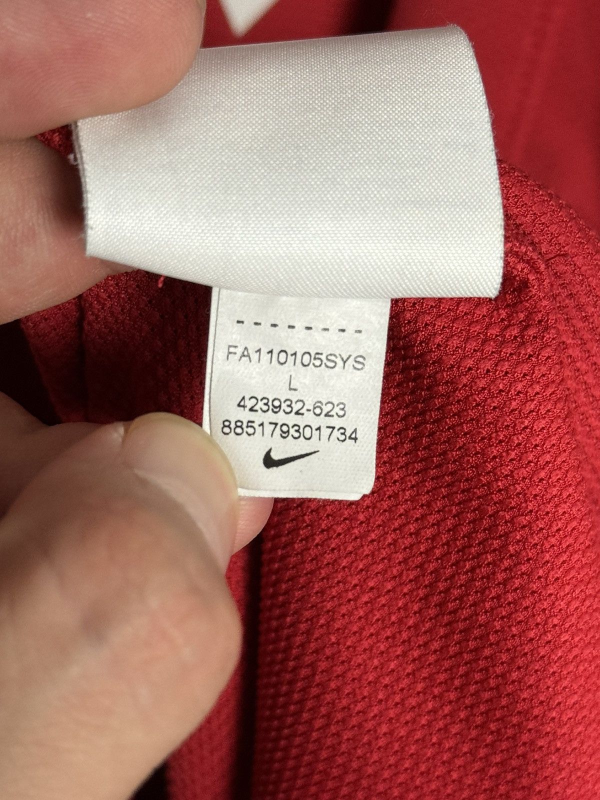Nike Manchester United 11/12 Home Mitchell Football Jersey Size US L / EU 52-54 / 3 - 15 Thumbnail