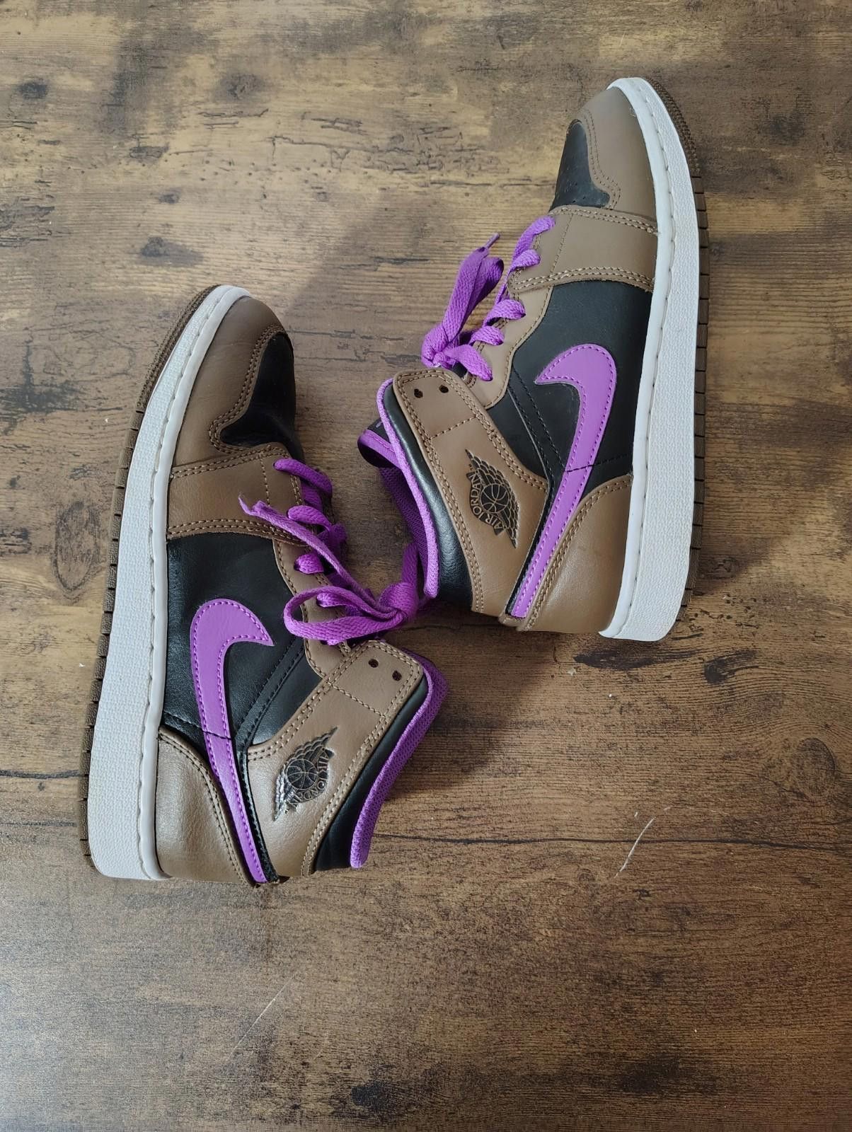 Nike Nike Air Jordan 1 Mid Brown Purple Youth Size 4Y Womens 5.5 Size US 5.5 / IT 35.5 - 6 Thumbnail