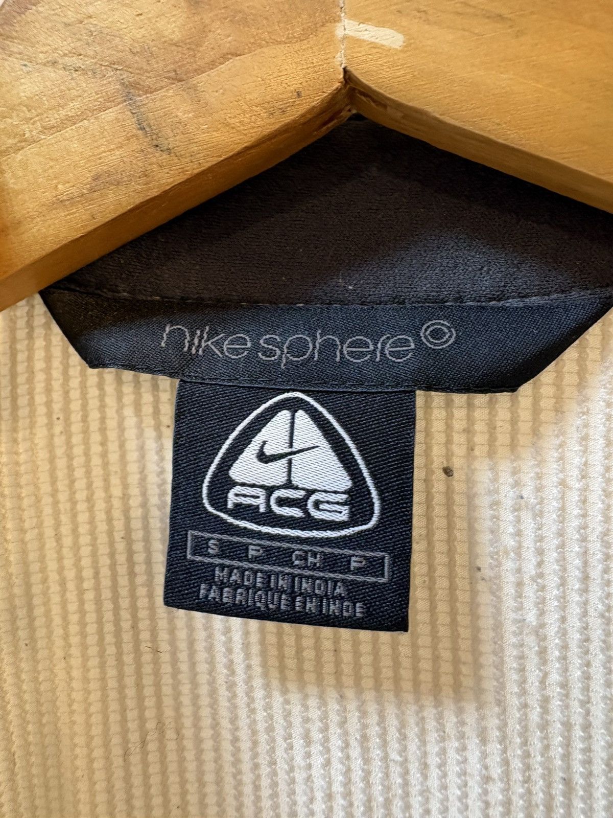 Nike Vintage Nike ACG Buttons-Up Shirt Size US S / EU 44-46 / 1 - 18 Thumbnail