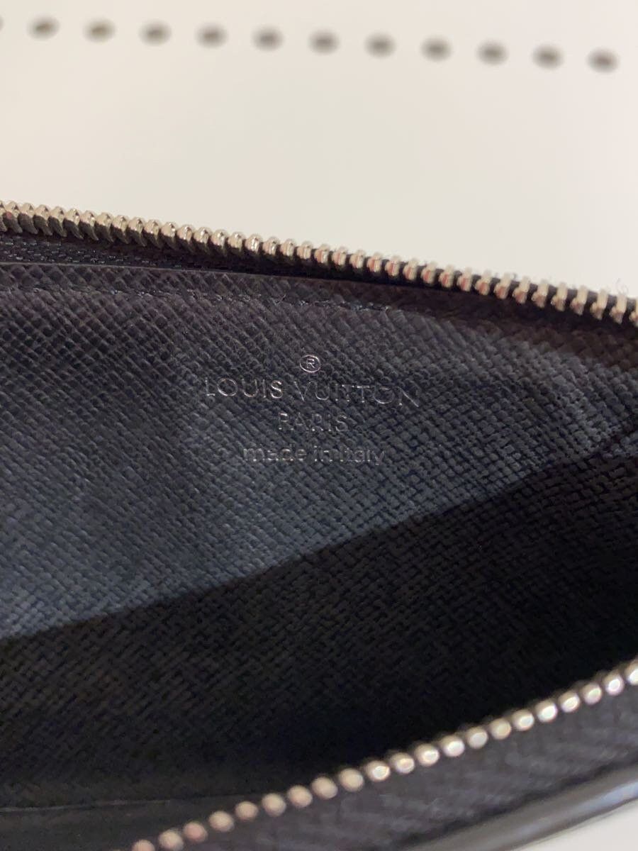 Louis Vuitton Louis Vuitton Taiga Coin Card Holder Cowhide Black Size ONE SIZE - 3 Thumbnail