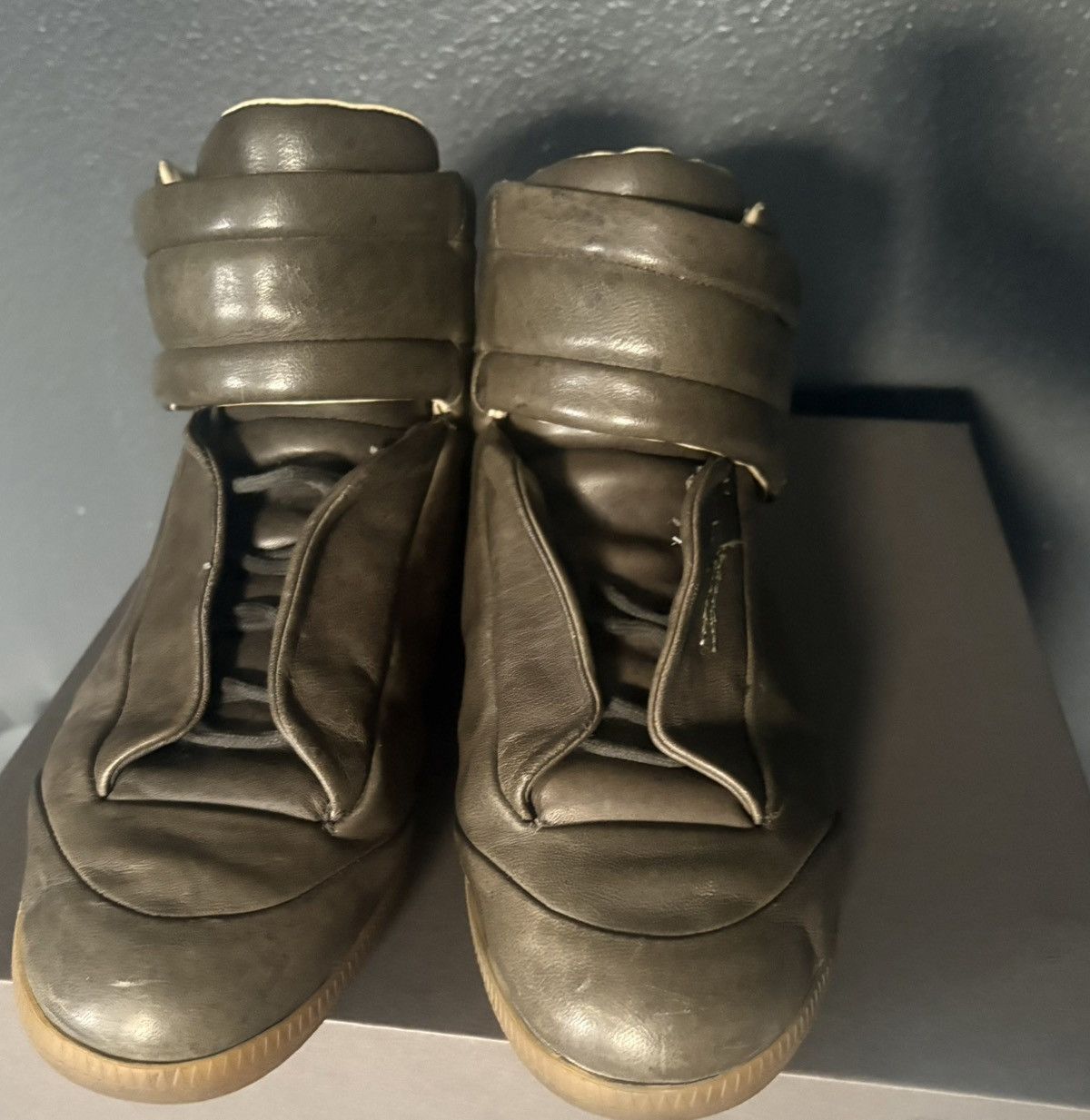 Maison Margiela Maison margiela olive future sneakers Size US 10 / EU 43 - 10 Thumbnail