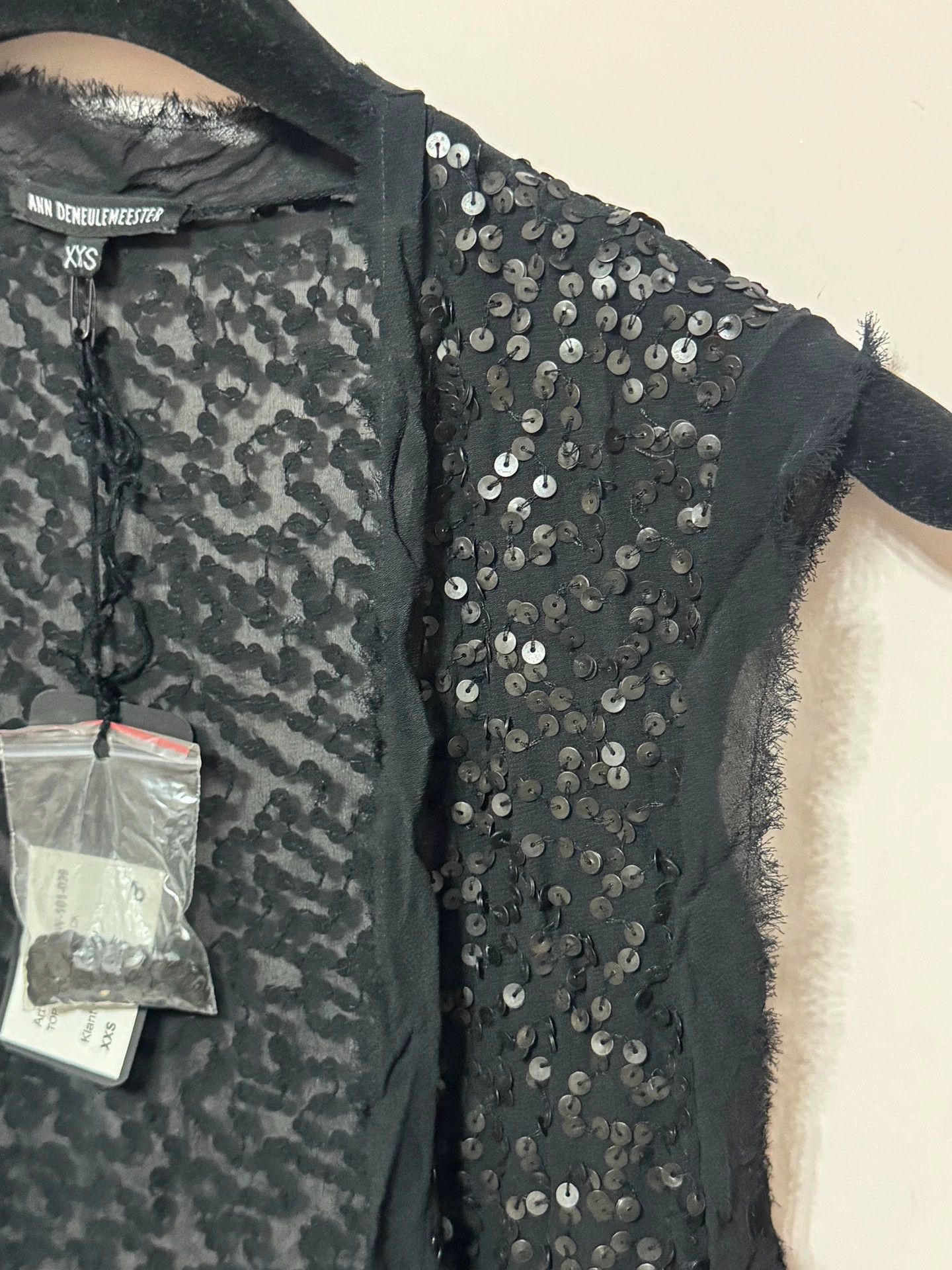 Ann Demeulemeester Ann Demeulemeester 10SS runway silk sequined vest Size XXS / US 00 / IT 34 - 4 Thumbnail