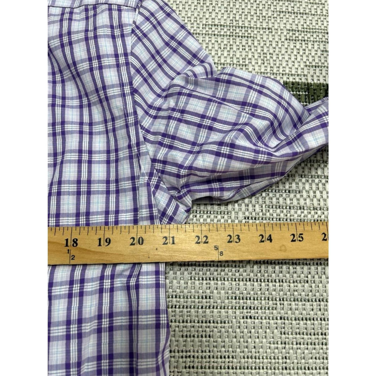 Banana Republic Banana Republic Dress Shirt Mens Medium Purple Plaid Classic Fit Non Iron New Shirt M Purple Banana Republic Mens Classic Fit Non-Iron Dress Shirt Size 40R - 6 Thumbnail