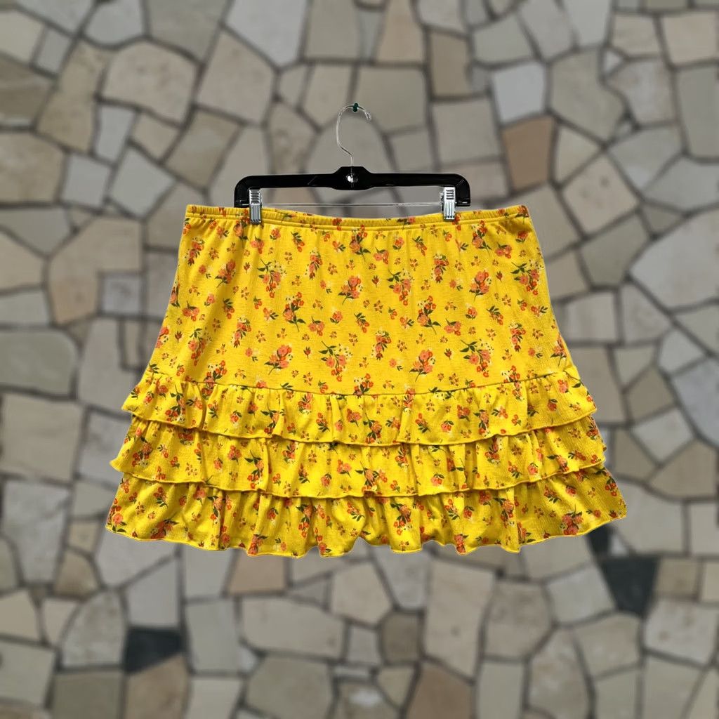 Vintage Joie & Joy Skirt Women 3X Yellow Floral Ruffle Tiered Mini Elastic Waistband Size 40" / US 18 - 1 Thumbnail