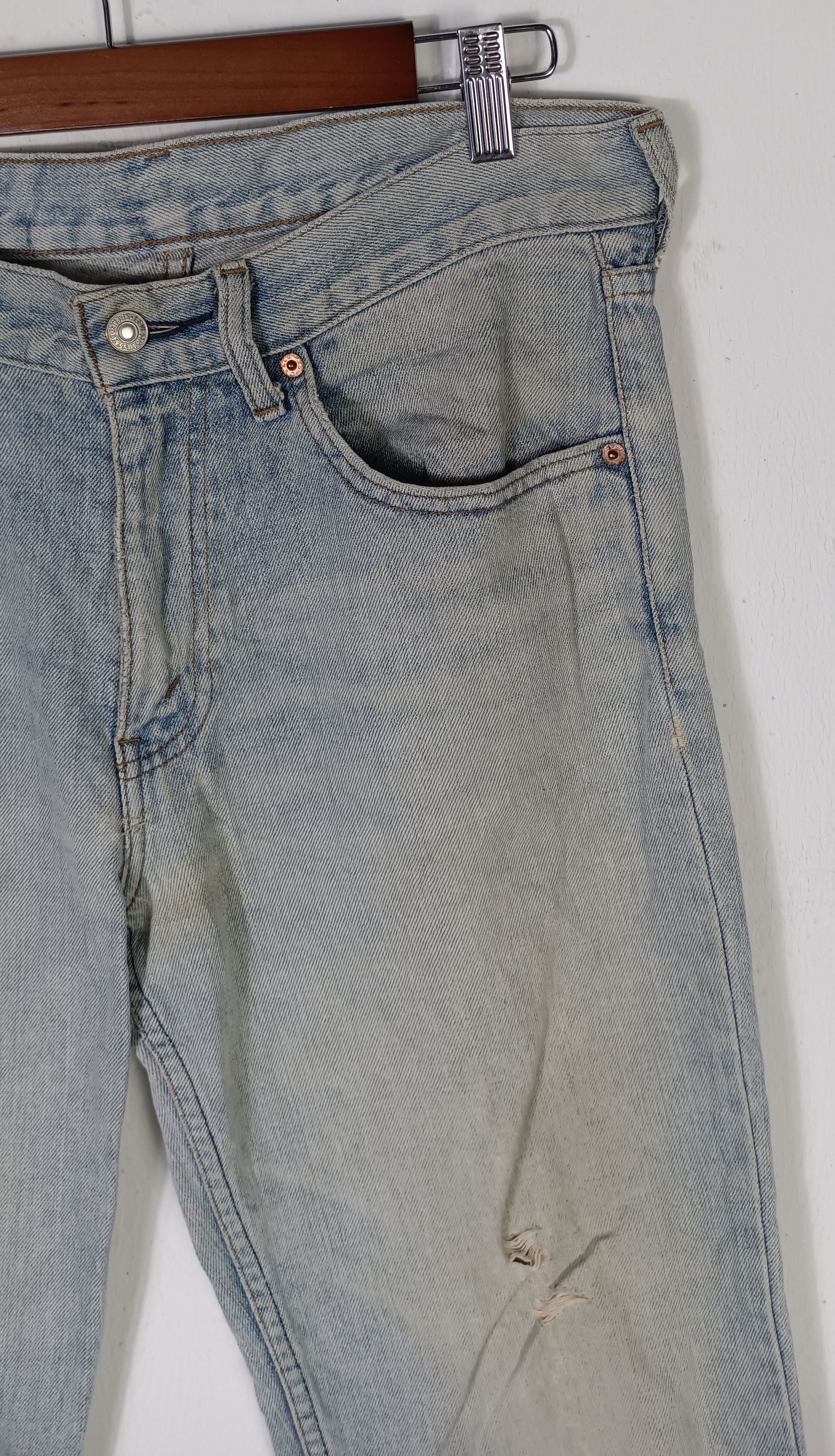 Le Grande Bleu (L.G.B.) × Levi's × Levi's Vintage Clothing Vintage💥 Levi's 533 button C72 single (R) Distressed Size US 32 / EU 48 - 5 Thumbnail