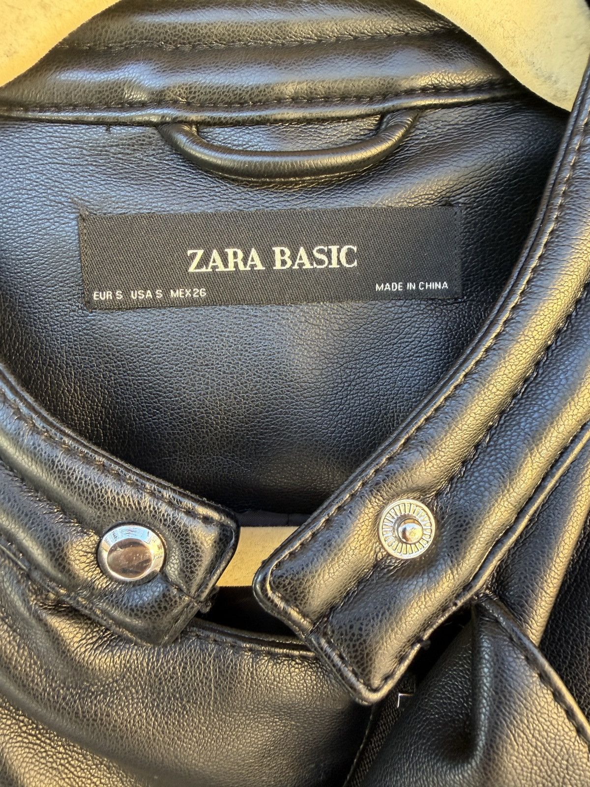 Zara Zara faux leather Size S / US 4 / IT 40 - 3 Thumbnail