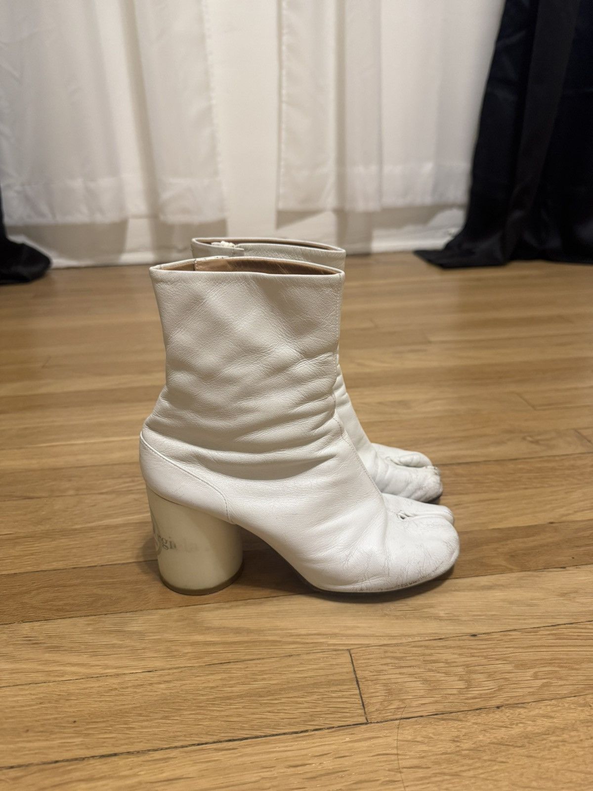 Maison Margiela RARE Margiela Taxi boots with holographic logo Size US 7 / IT 37 - 2 Thumbnail
