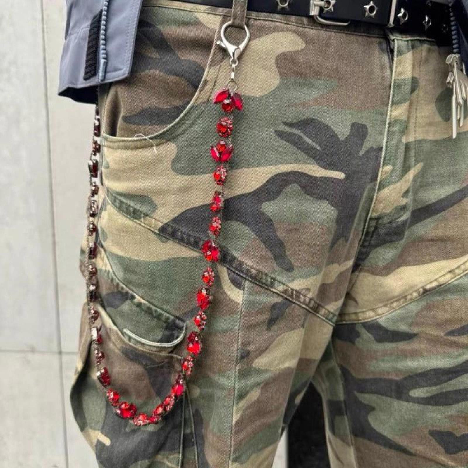 Japanese Brand Red Ruby Rhinestone Wallet Chain Size ONE SIZE - 2 Thumbnail