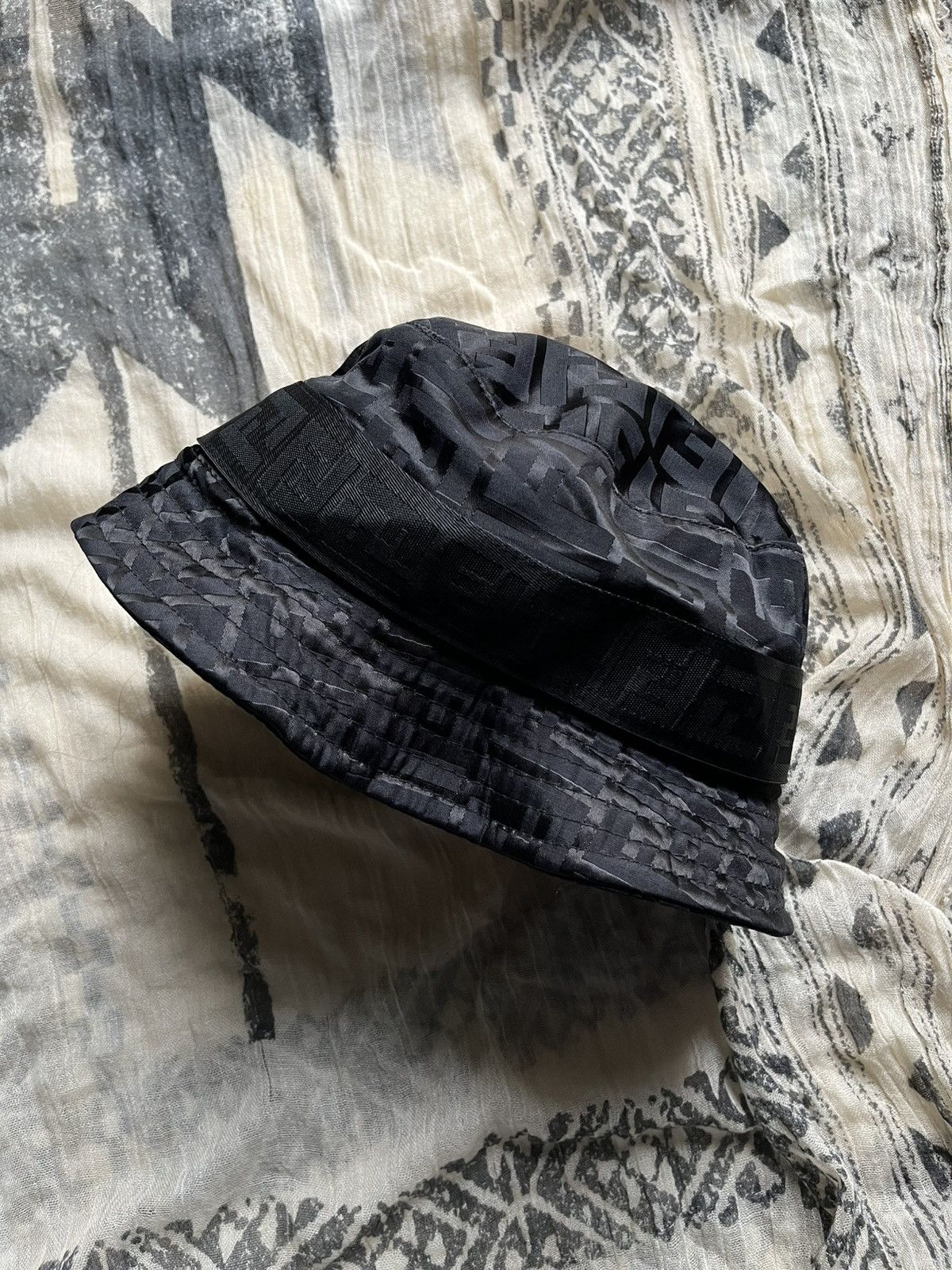 Fendi FF Fendi bucket hat Size ONE SIZE - 2 Thumbnail