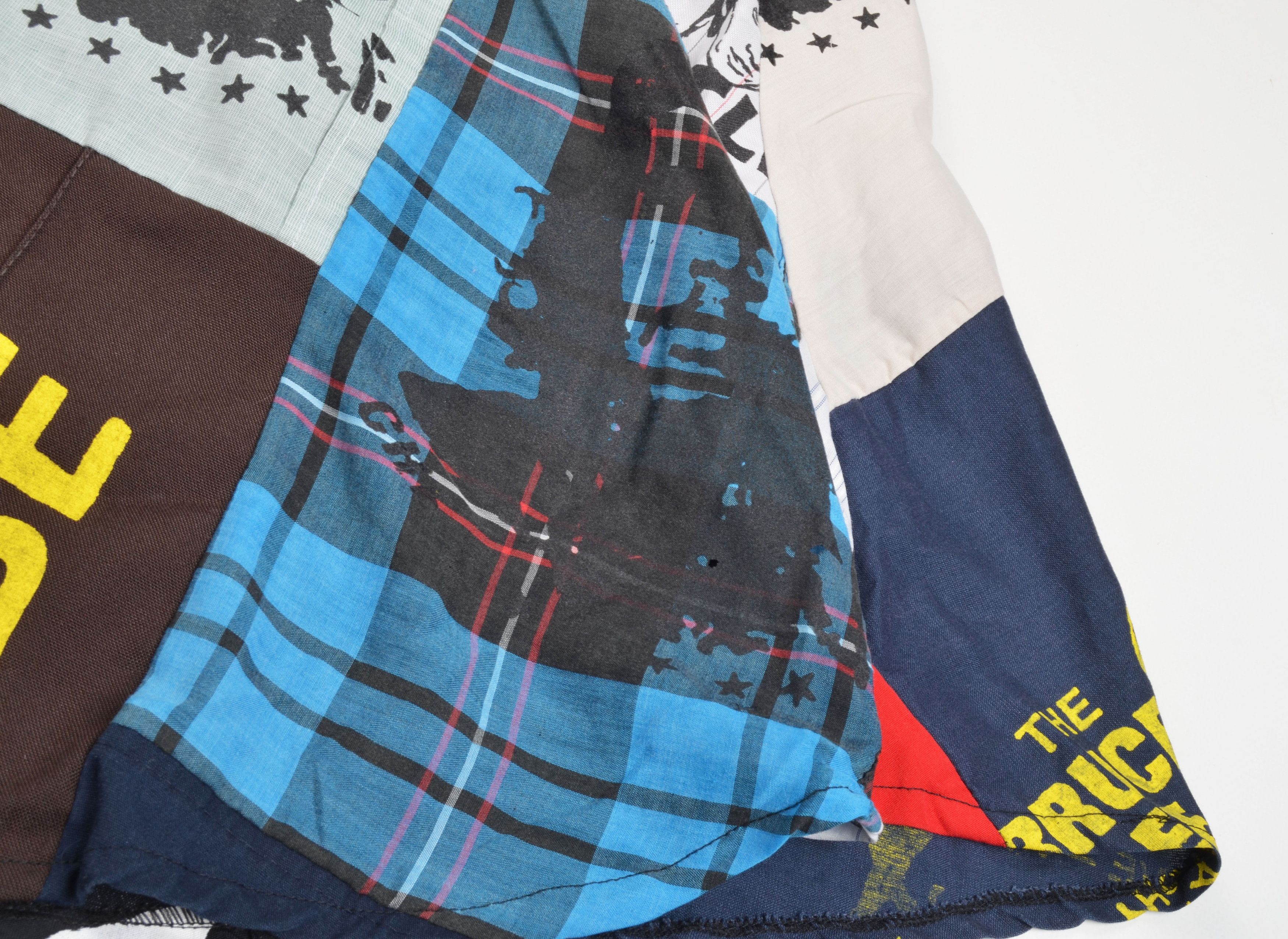 Vintage Y2K Patchwork Graphic Midi Beatles / Che Guevara Print Skirt Size 30" / US 8 / IT 44 - 7 Thumbnail