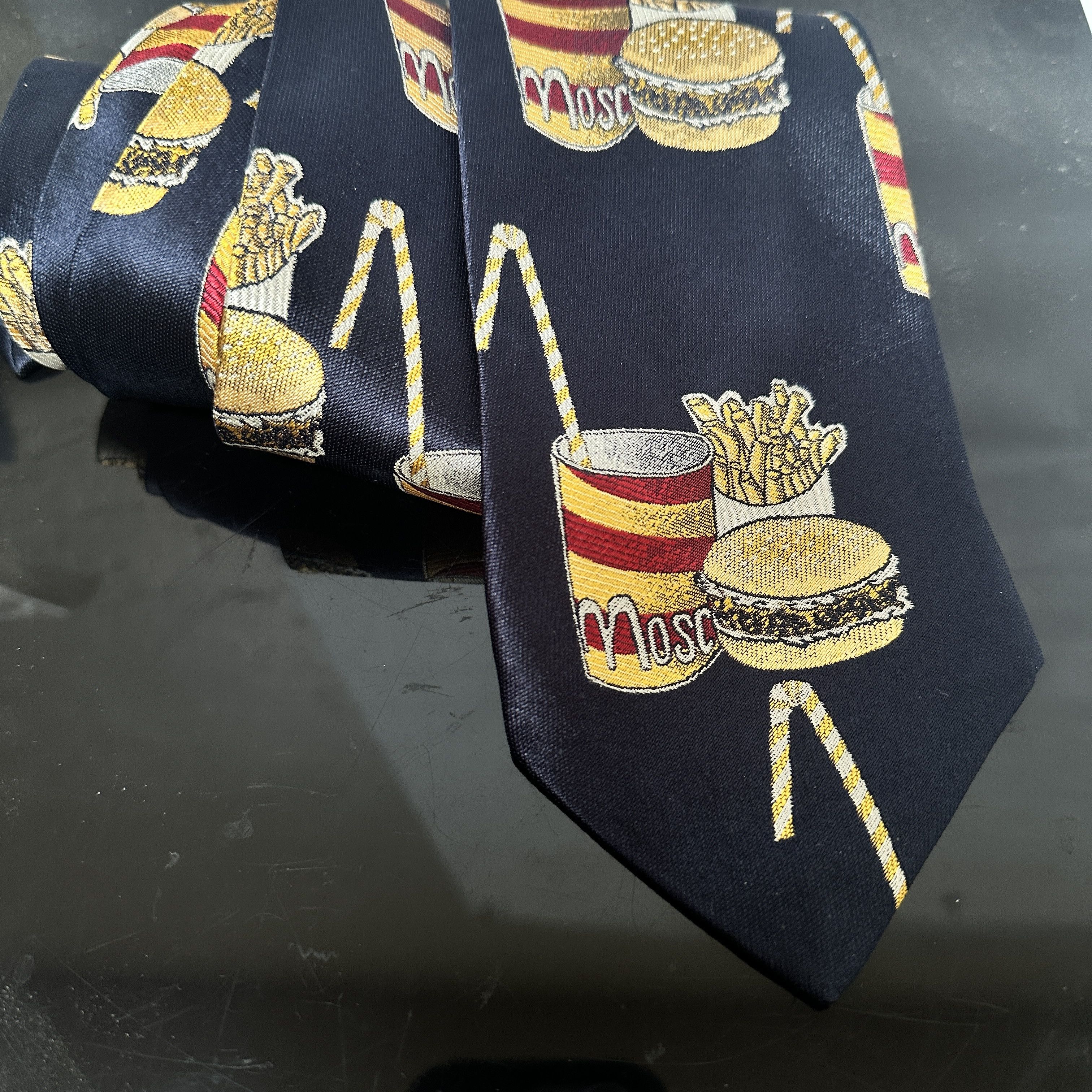 Moschino Moschino Tie Collectors Item Silk Hamburger Fries Size ONE SIZE - 3 Thumbnail
