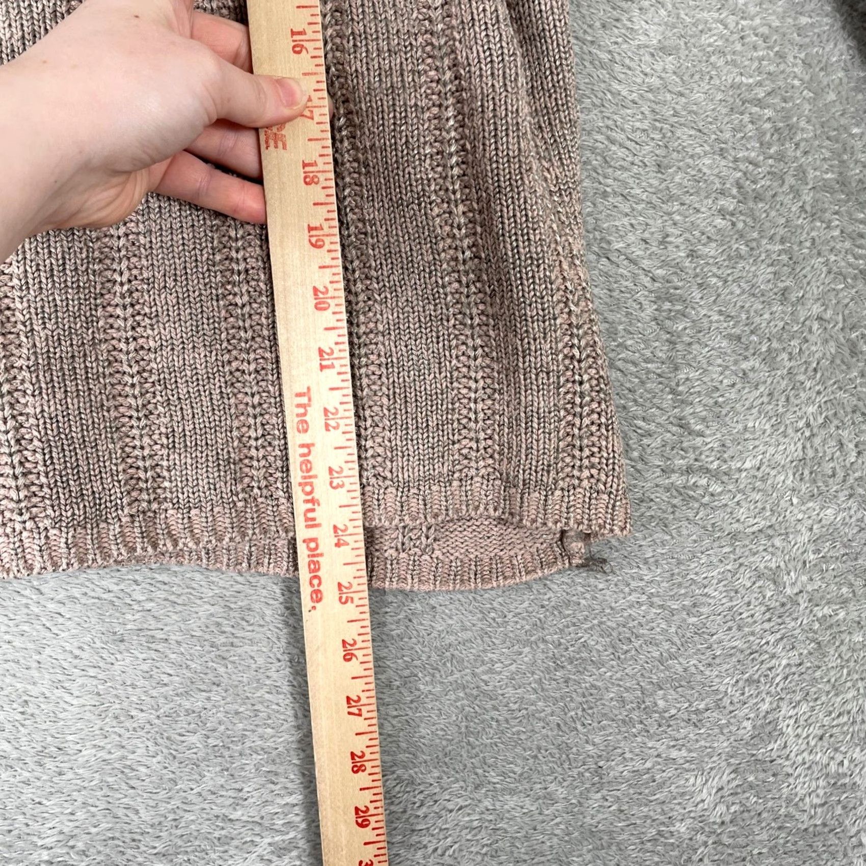 Forever 21 VINTAGE Cotton Forever Sweater Womens Small Pink Cable Knit V-Neck Pullover Knit All Seasons Womens Small Pink Cable-Knit V-Neck Sweater Size S / US 4 / IT 40 - 5 Thumbnail
