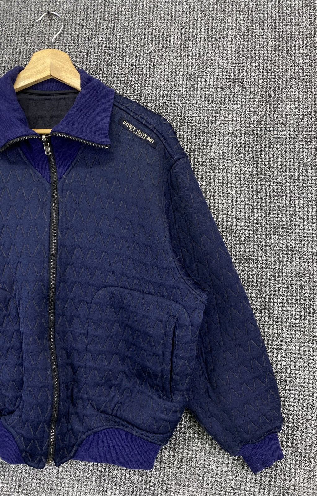 Issey Miyake × Vintage Vintage 80s Issey Miyake Skyline Reversible Bomber Jacket Size US L / EU 52-54 / 3 - 8 Thumbnail