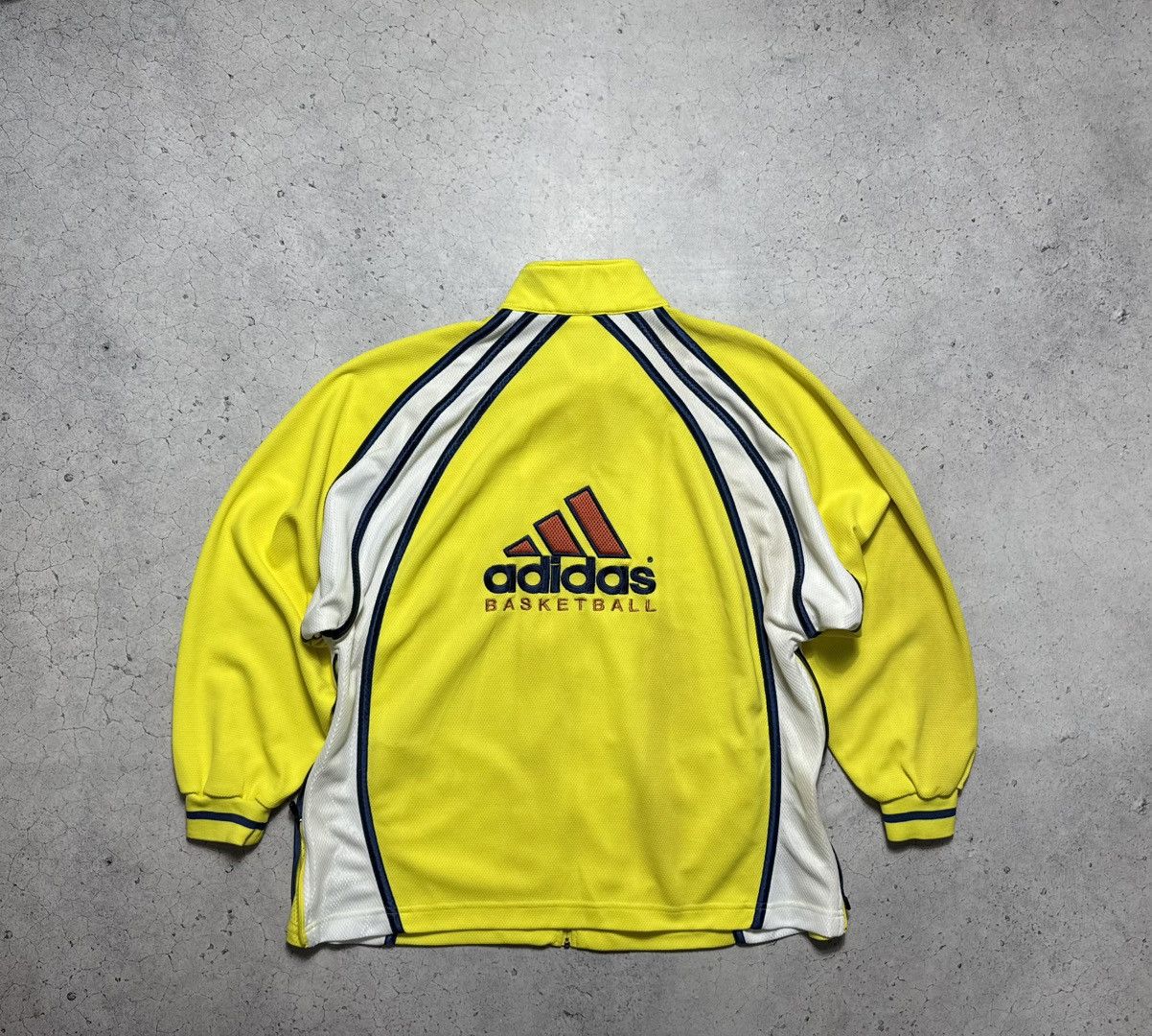 Adidas Adidas Basketball Vintage 90’s Full Zip Jacket Big Logo Size US L / EU 52-54 / 3 - 1 Thumbnail