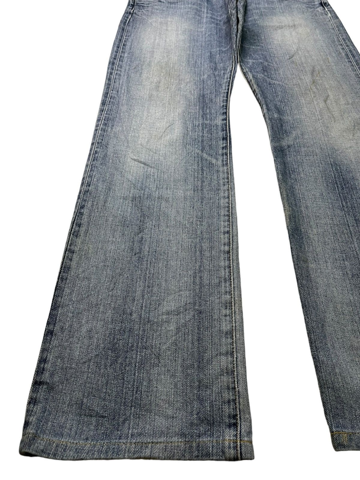 Edwin × Japanese Brand Exclusive Vintage Edwin Light Wash Distressed Loose Jeans Size US 33 - 6 Thumbnail