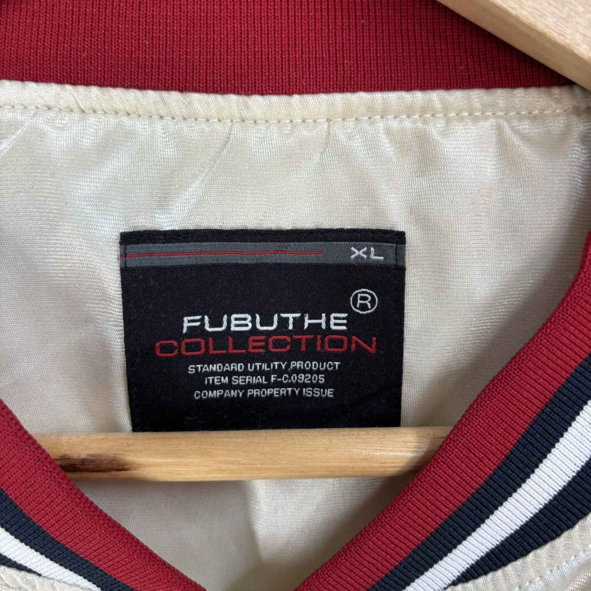 Fubu × Vintage Vintage FUBU Jeans Light Bomber Jacket Size US XL / EU 56 / 4 - 3 Thumbnail