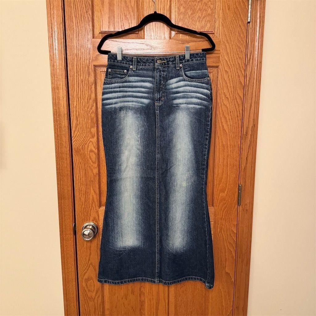 Other Newport News Jeanology Women's Long Denim Skirt Blue Size M Size 32" / US 10 / IT 46 - 1 Thumbnail