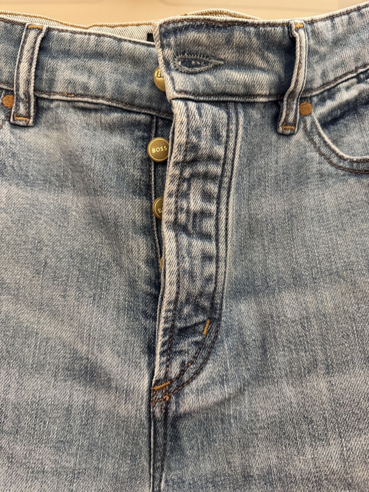 Hugo Boss Hugo Boss - Classic-Fit Jeans in Blue Comfort-Stretch Denim Size US 32 / EU 48 - 3 Thumbnail