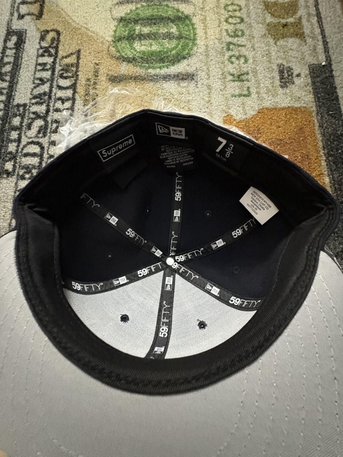 New Era × Supreme Supreme New Era Breast Cancer Box Logo Fitted Hat (7 3/8) Size ONE SIZE - 5 Thumbnail