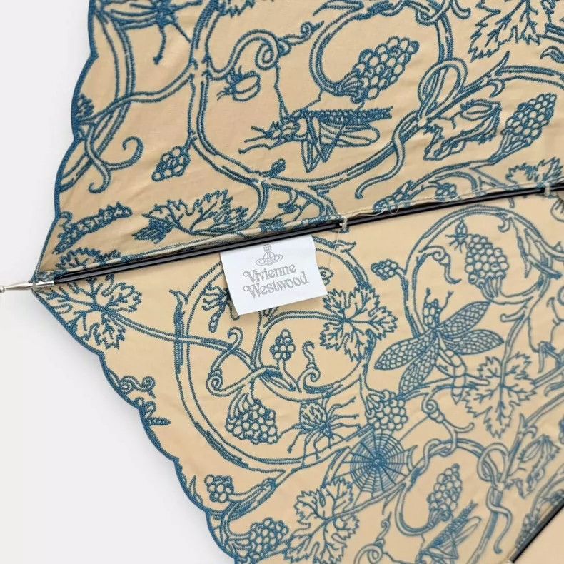 Vivienne Westwood Vivienne Westwood Heavy industrial embroidered bamboo hand Size ONE SIZE - 5 Thumbnail