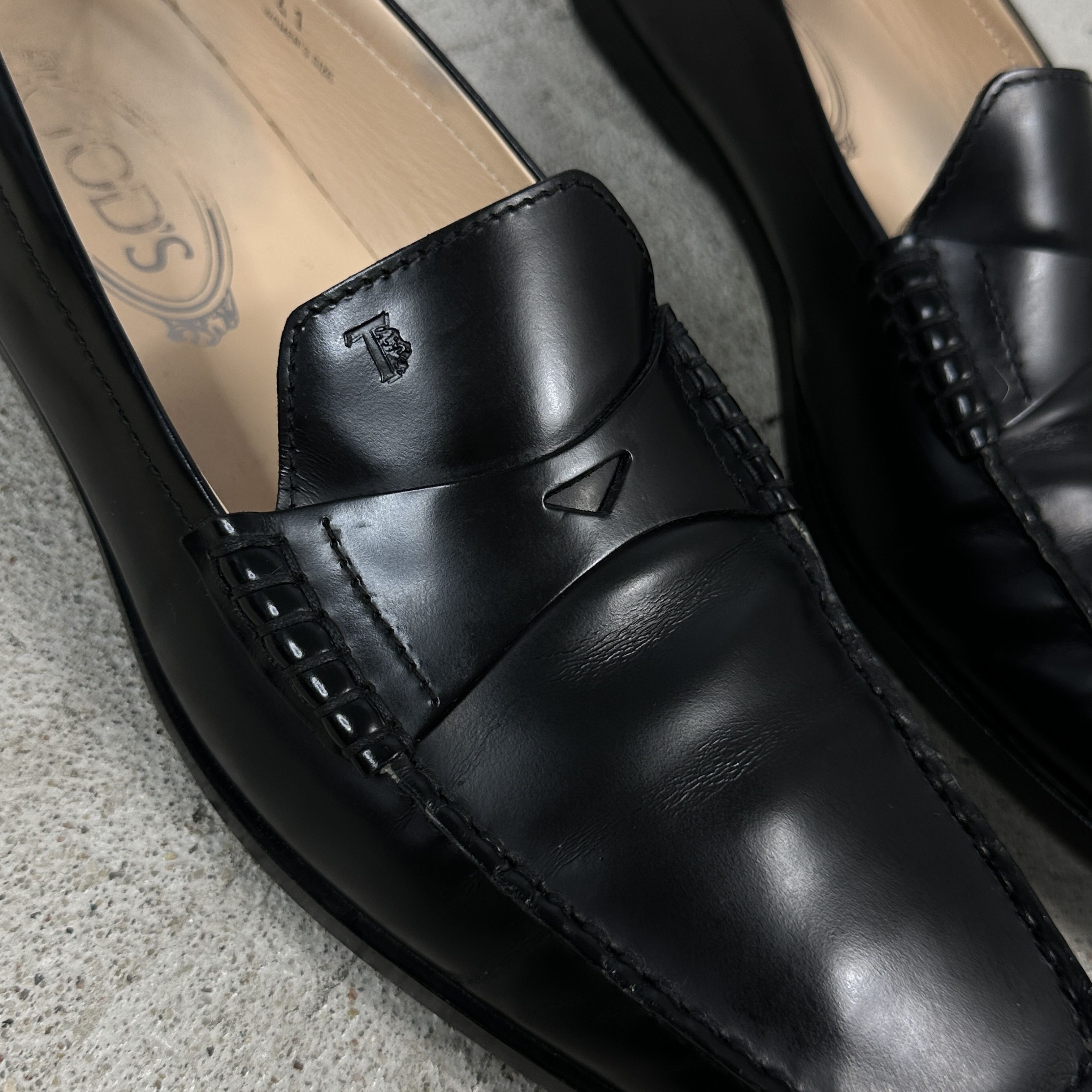 Tod's × Vintage Vintage Avant Garde Y2K Formal Casual TOD’S Loafers Size US 11 / IT 41 - 4 Thumbnail