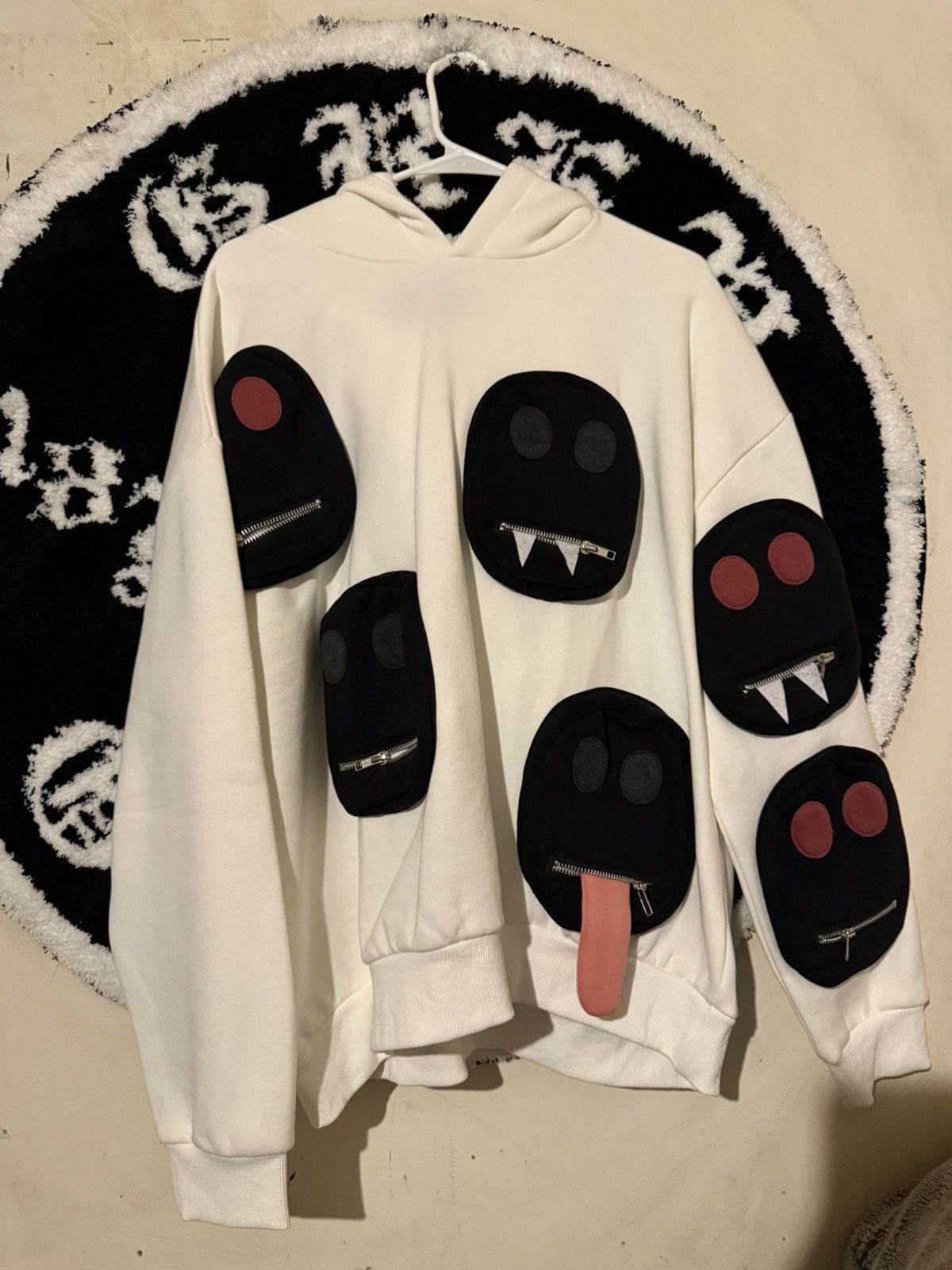 Syckli multi-faced white/black hoodie