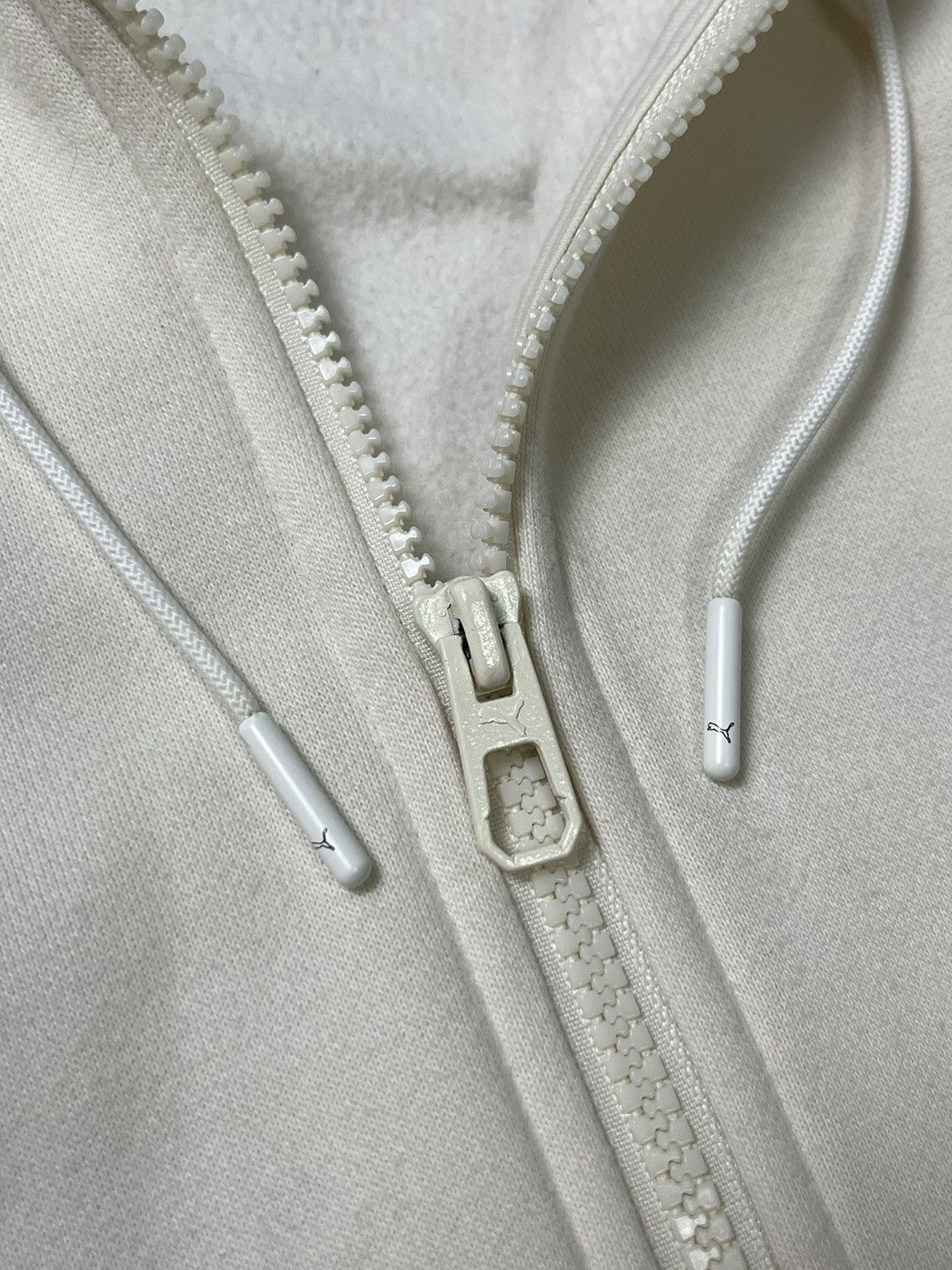 BMW × Puma Vintage Puma BMW M MOTORSPORT HOODED SWEAT JACKET WOMEN Size XS / US 0-2 / IT 36-38 - 9 Thumbnail