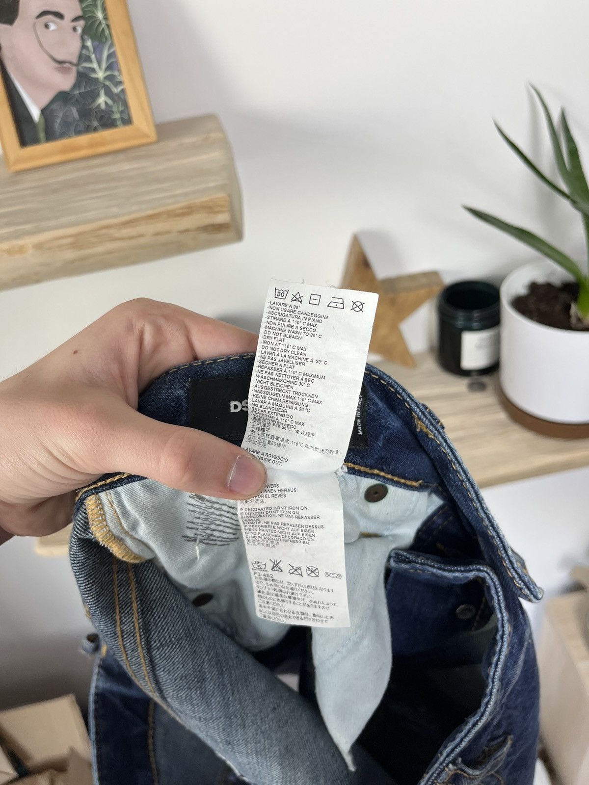 Dsquared2 × Japanese Brand Dsquared2 Denim Shorts Jeans Designer Rare Streetwear Hype Size US 30 / EU 46 - 8 Thumbnail