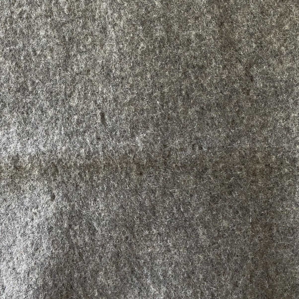 Fendi FENDI 100% Wool Grey Scarf with Brand Embroidery Size ONE SIZE - 14 Thumbnail