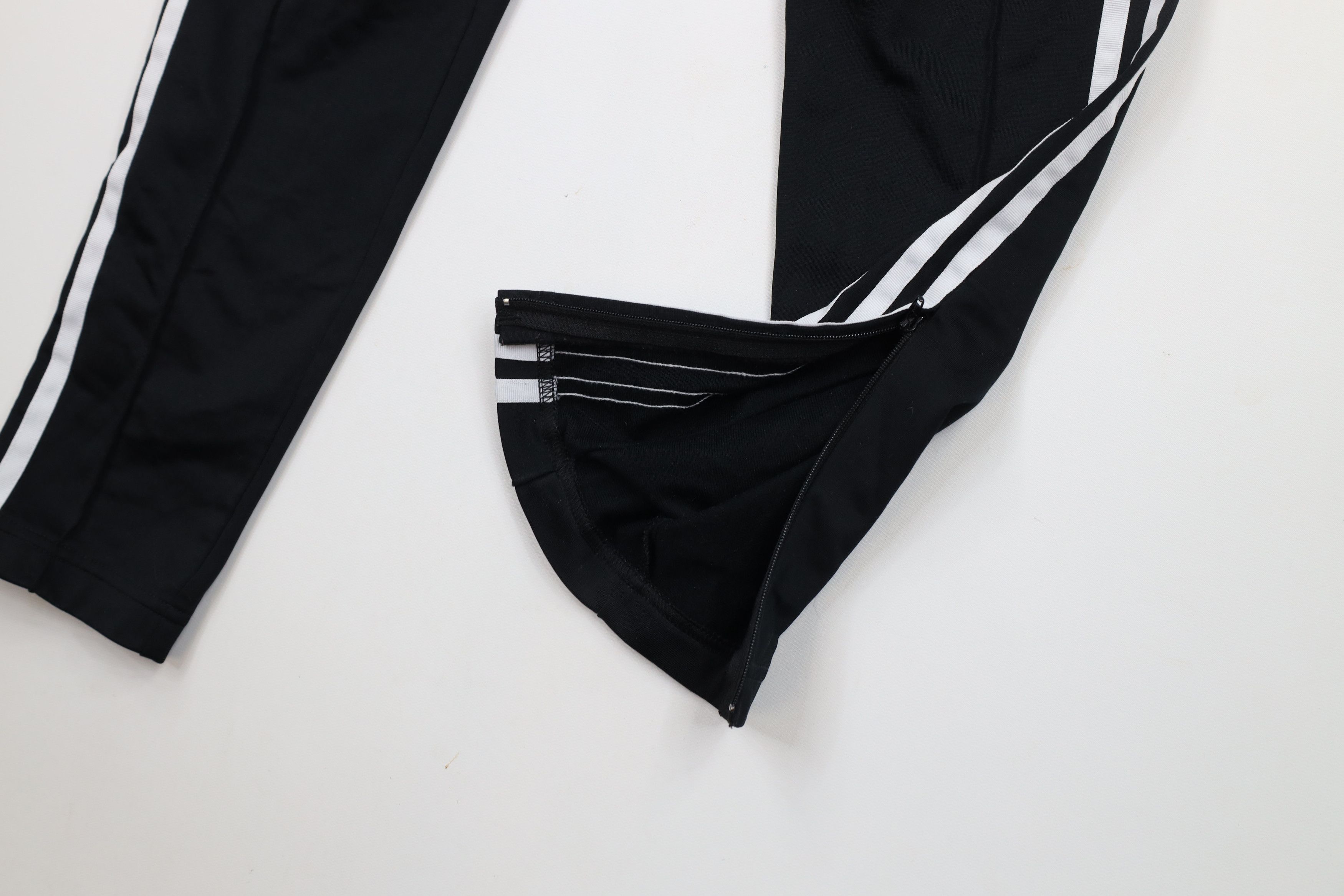 Adidas × Vintage Vintage Adidas Striped Tapered Leg Soccer Warm Up Pants Size US 32 / EU 48 - 5 Thumbnail