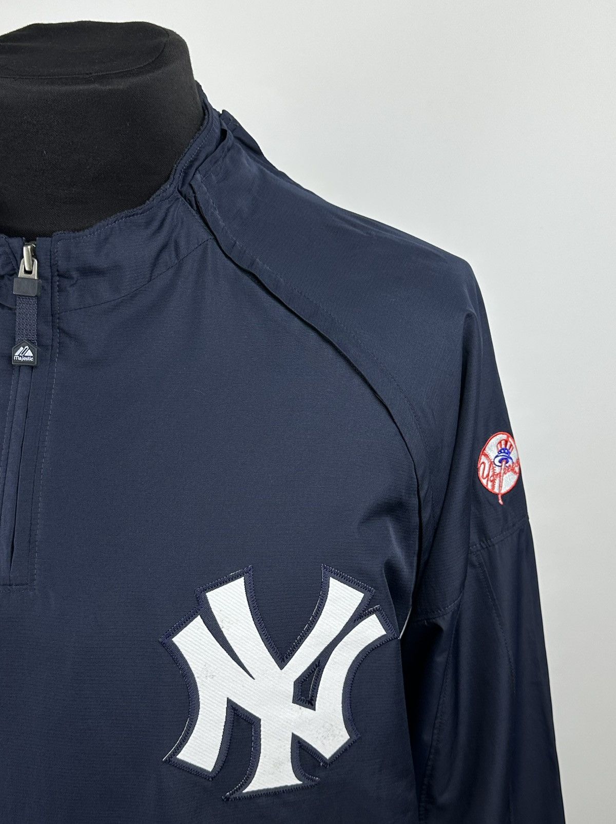 New York Yankees Majestic Cool Base Jacket Zip-Off Sleeves
