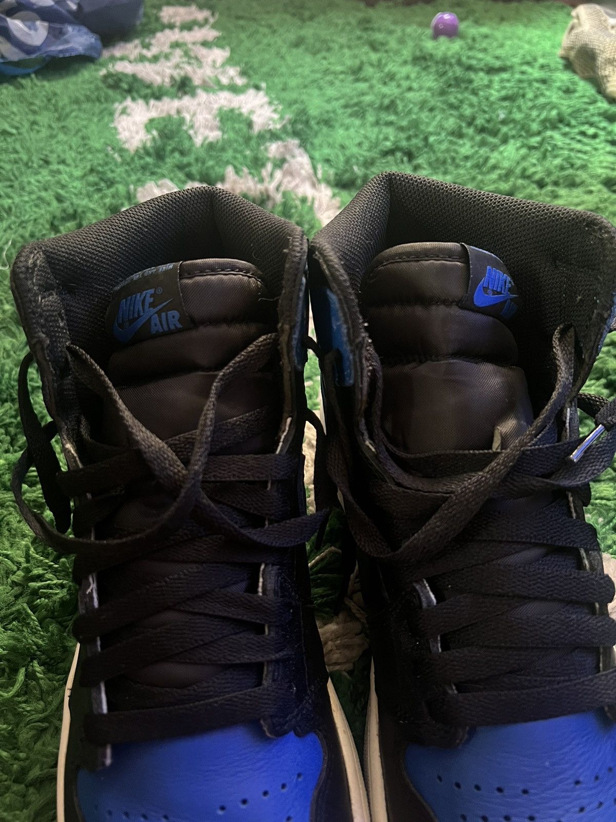 Jordan Brand Air Jordan 1 Retro High OG 2017 Royal 2017 Size US 10.5 / EU 43-44 - 12 Thumbnail